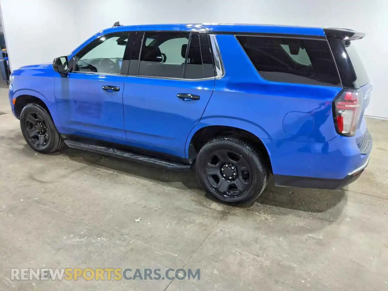 2 Photograph of a damaged car 1GNSKLED8MR449743 CHEVROLET TAHOE 2021