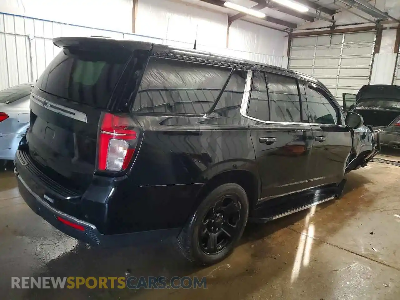 3 Photograph of a damaged car 1GNSKLEDXMR461537 CHEVROLET TAHOE 2021