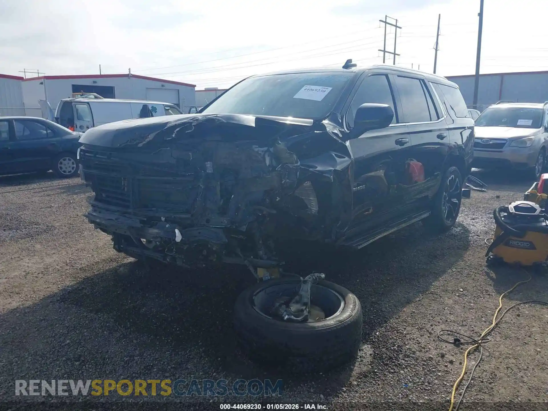 2 Photograph of a damaged car 1GNSCNKD5NR308711 CHEVROLET TAHOE 2022