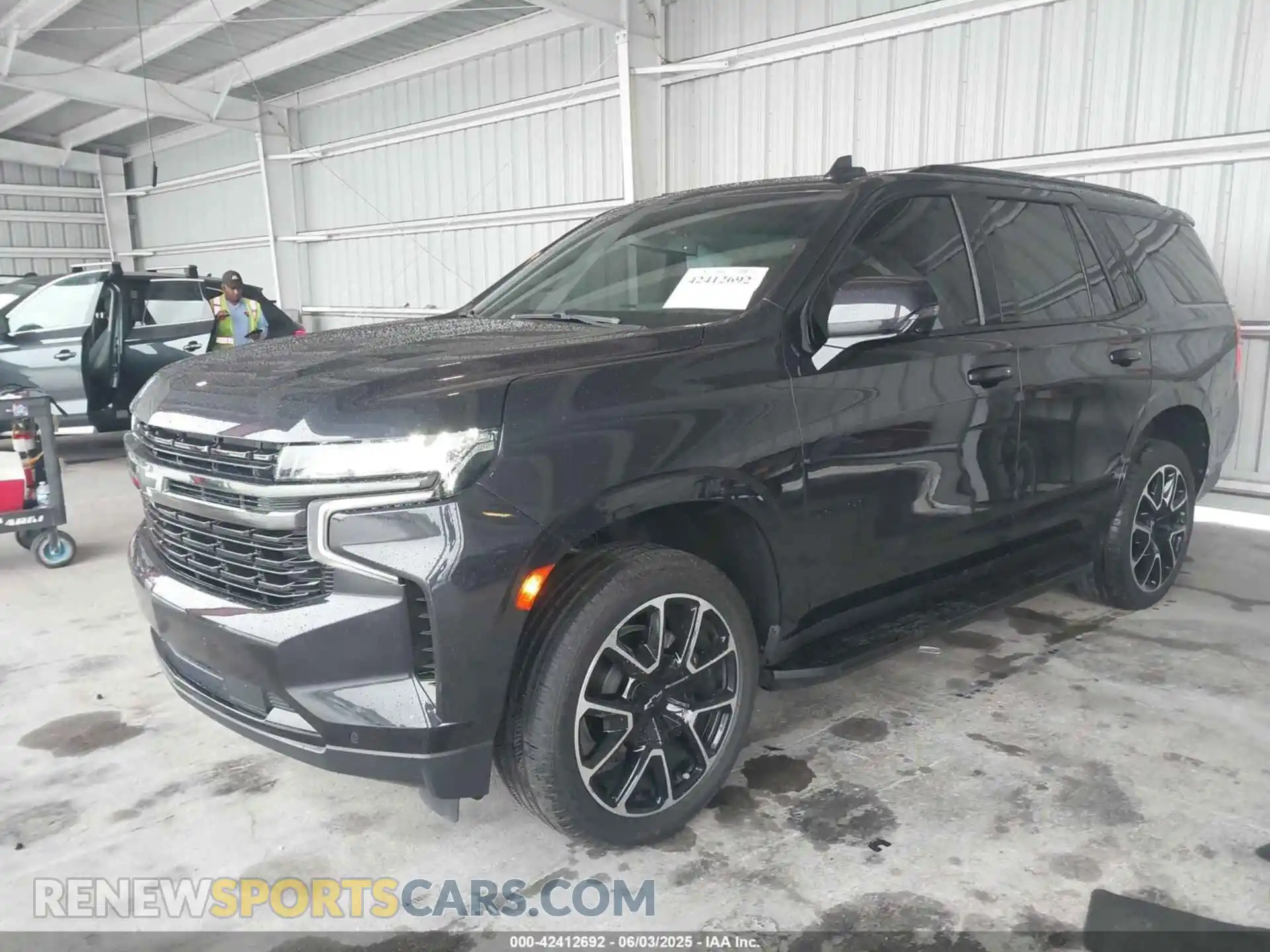 2 Photograph of a damaged car 1GNSCRKD3NR306480 CHEVROLET TAHOE 2022