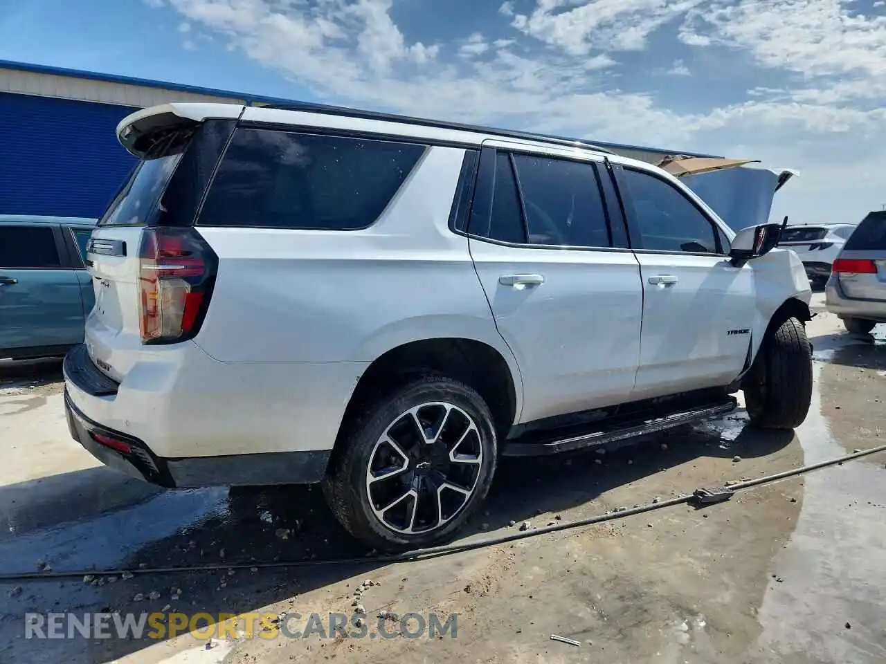 3 fotografías del automóvil dañado 1GNSCRKD0PR376375 CHEVROLET TAHOE 2023