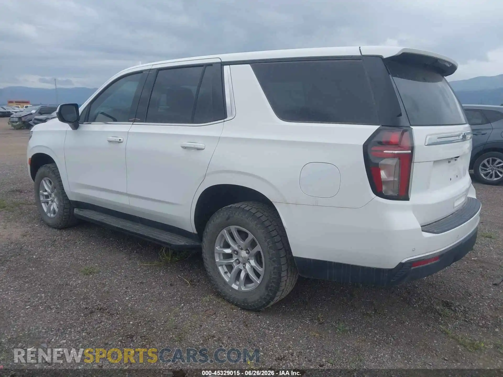 3 Фотография поврежденного автомобиля 1GNSKLED6PR149249 CHEVROLET TAHOE 2023