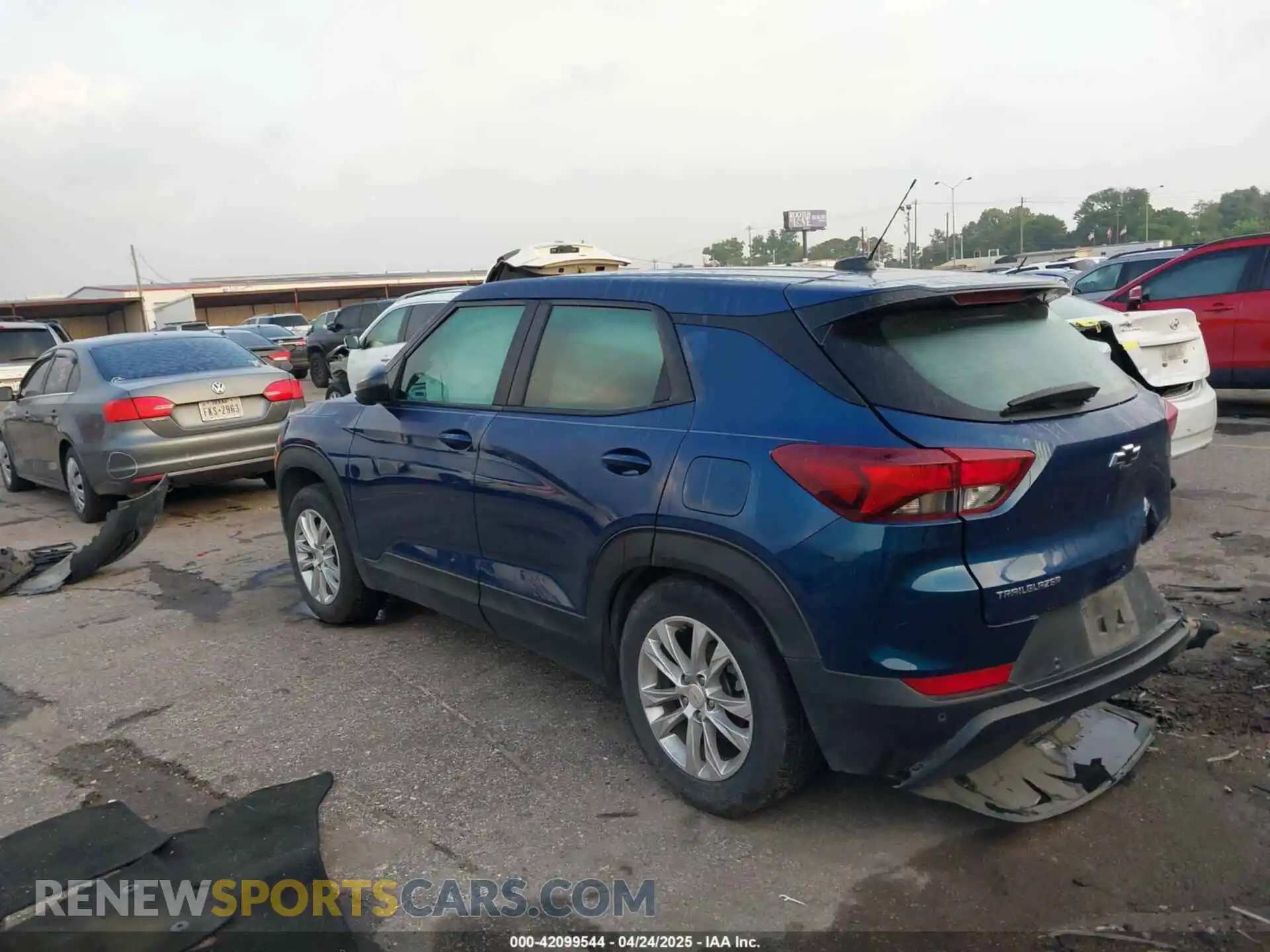 3 Photograph of a damaged car KL79MMS21MB101895 CHEVROLET TRAILBLAZER 2021