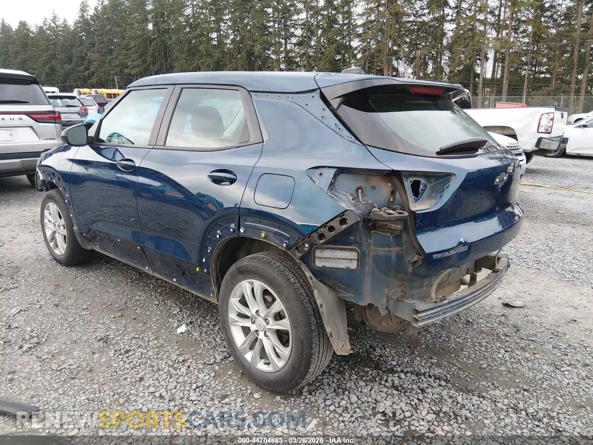 3 Фотография поврежденного автомобиля KL79MMS21MB145332 CHEVROLET TRAILBLAZER 2021