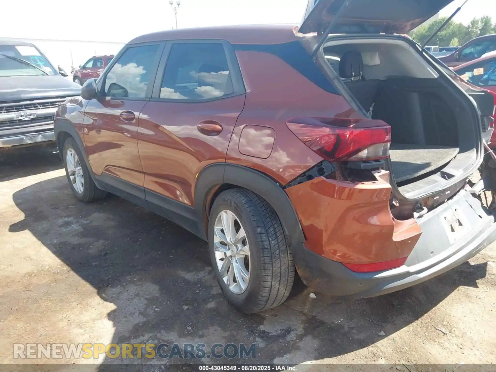 3 Photograph of a damaged car KL79MMS24MB056645 CHEVROLET TRAILBLAZER 2021
