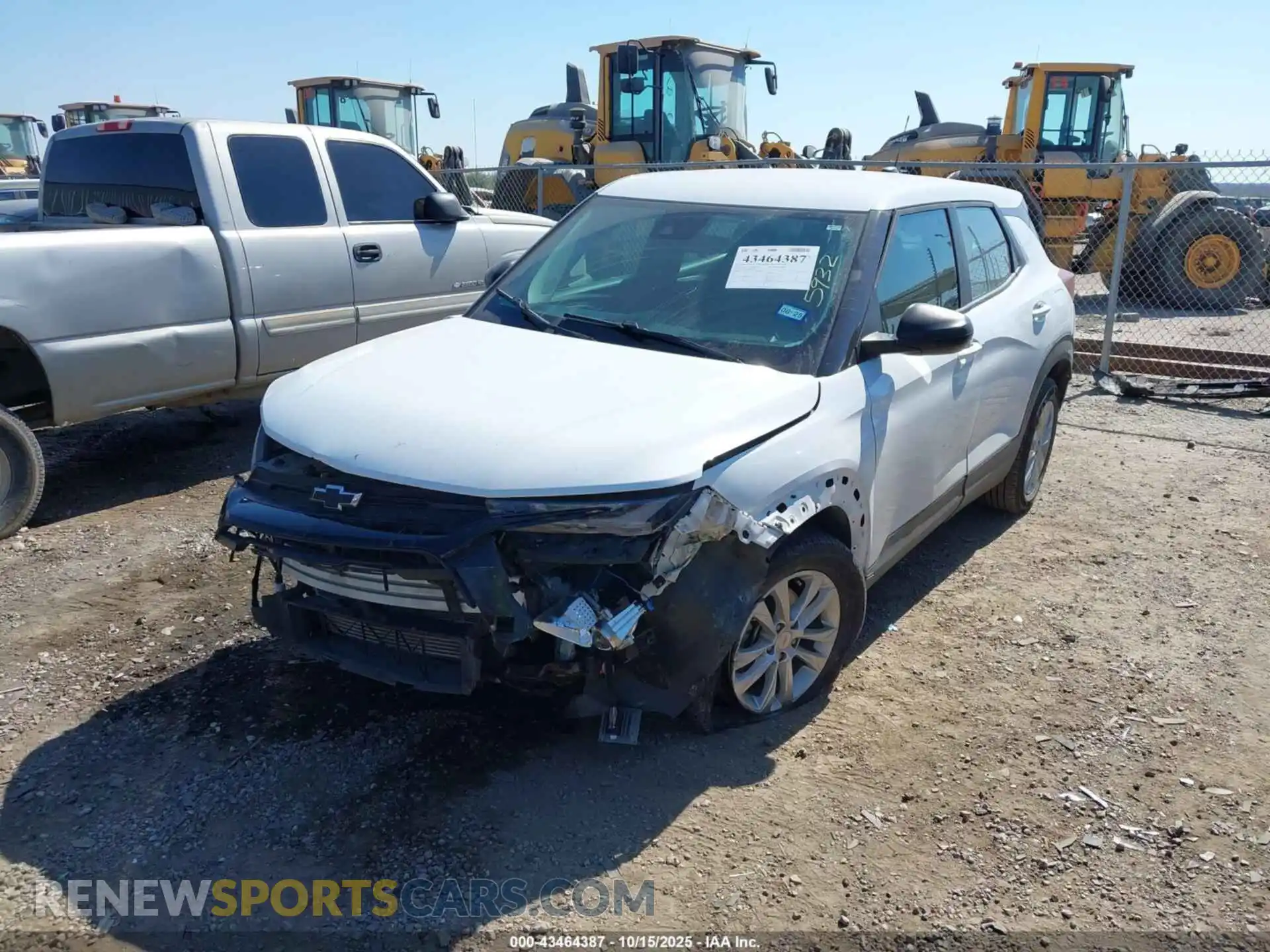 2 Photograph of a damaged car KL79MMS27MB115932 CHEVROLET TRAILBLAZER 2021