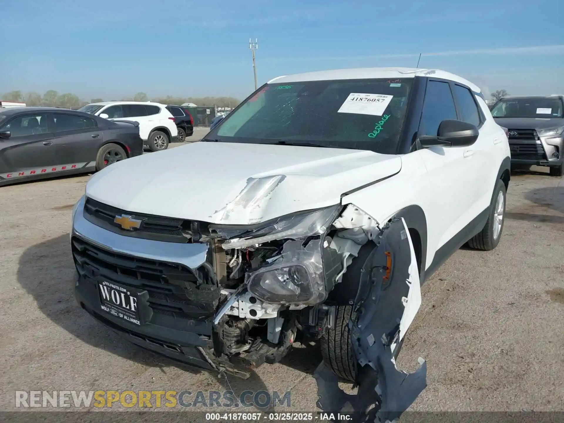 2 Photograph of a damaged car KL79MMS27MB167092 CHEVROLET TRAILBLAZER 2021