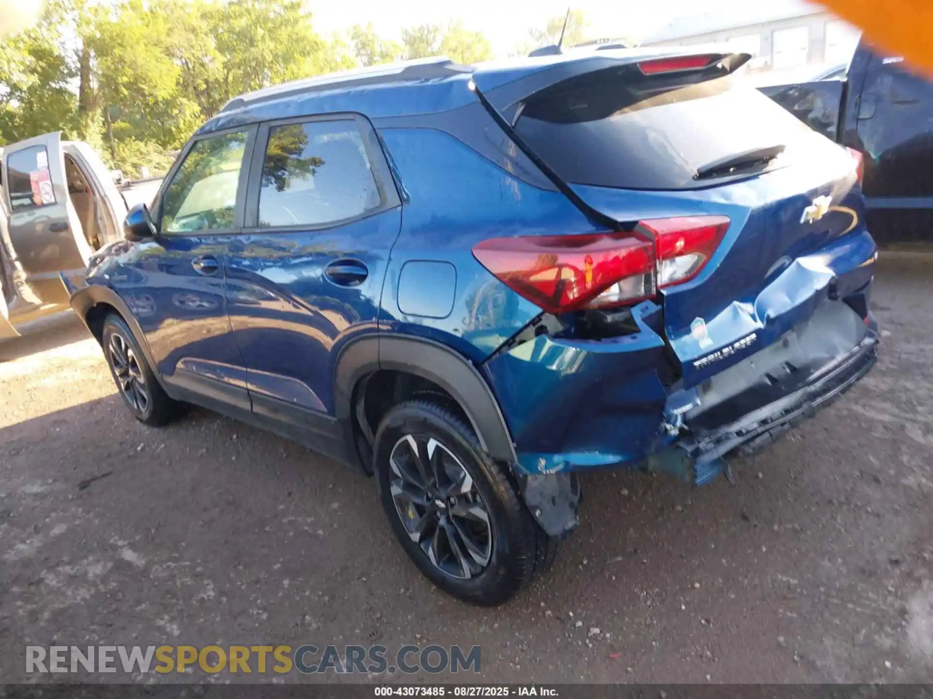 3 Photograph of a damaged car KL79MPS26MB116720 CHEVROLET TRAILBLAZER 2021