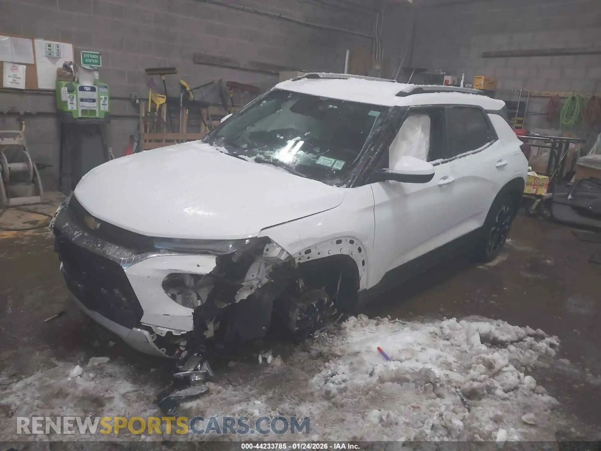 2 Photograph of a damaged car KL79MPS27MB092704 CHEVROLET TRAILBLAZER 2021