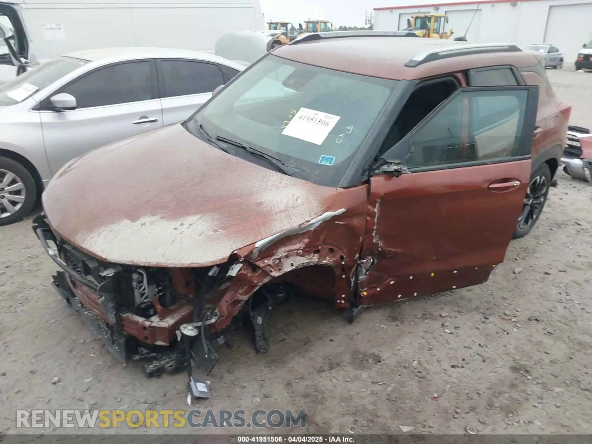 2 Photograph of a damaged car KL79MPSL5MB016360 CHEVROLET TRAILBLAZER 2021