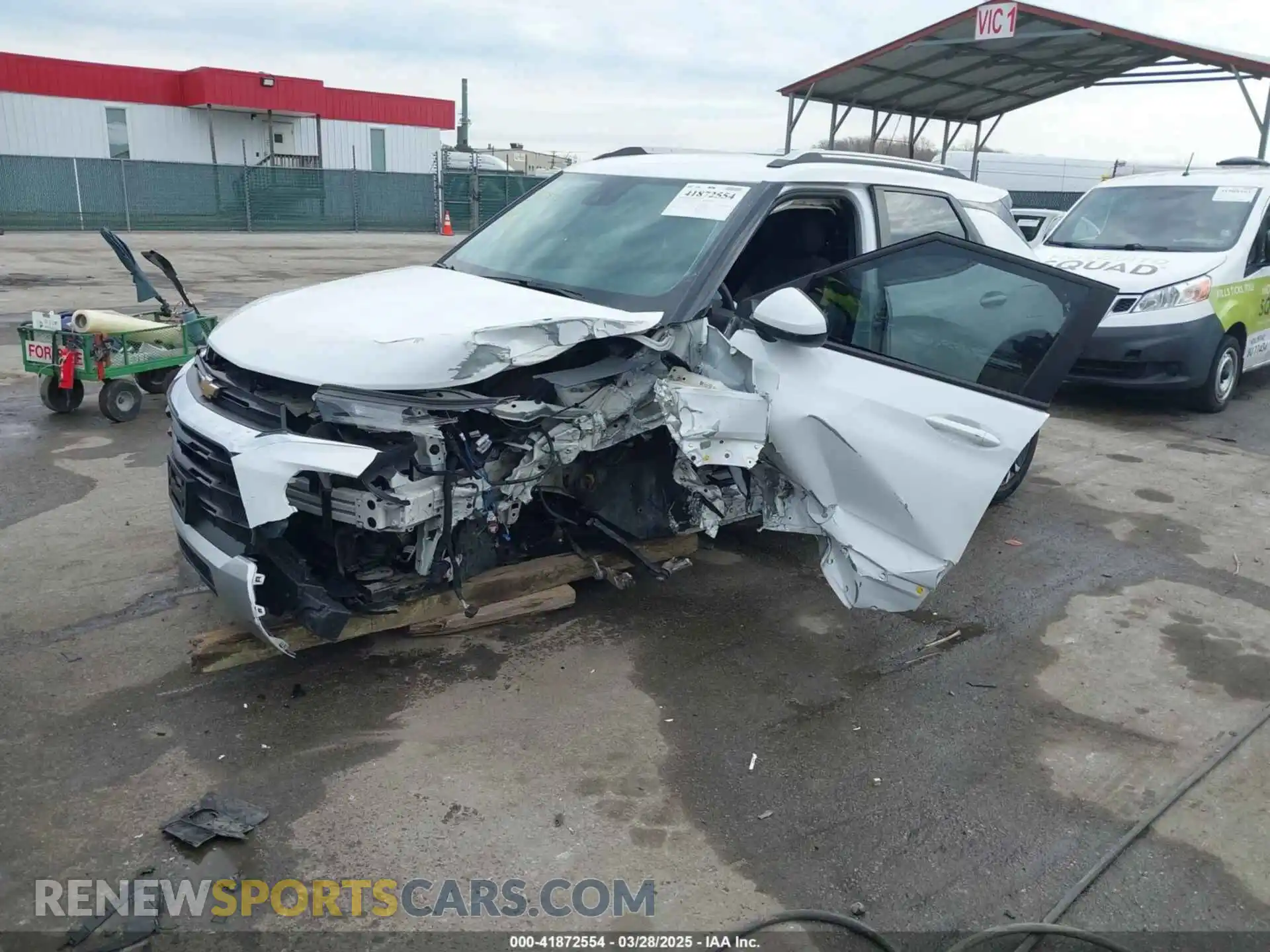 2 Photograph of a damaged car KL79MPSL5MB041906 CHEVROLET TRAILBLAZER 2021