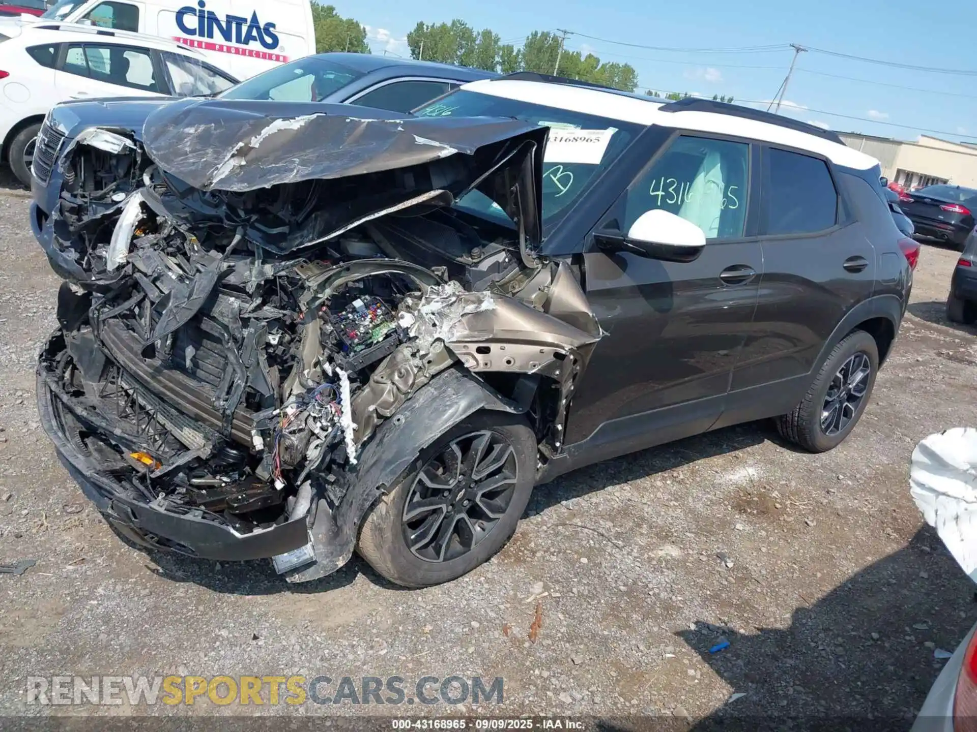 2 Photograph of a damaged car KL79MSSL5MB005720 CHEVROLET TRAILBLAZER 2021