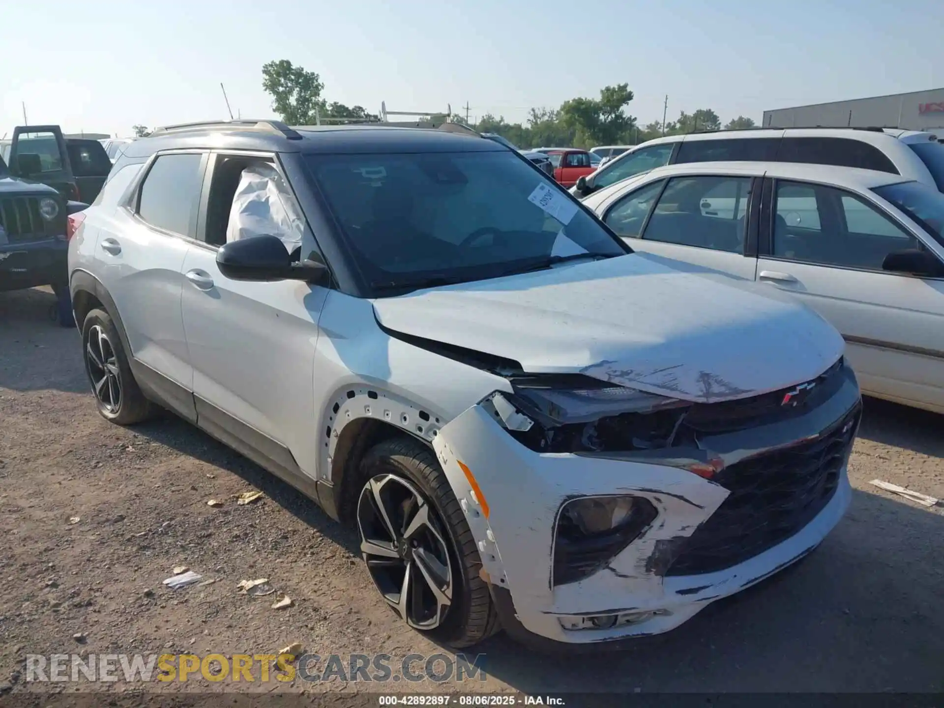 1 Photograph of a damaged car KL79MTSL1MB161551 CHEVROLET TRAILBLAZER 2021