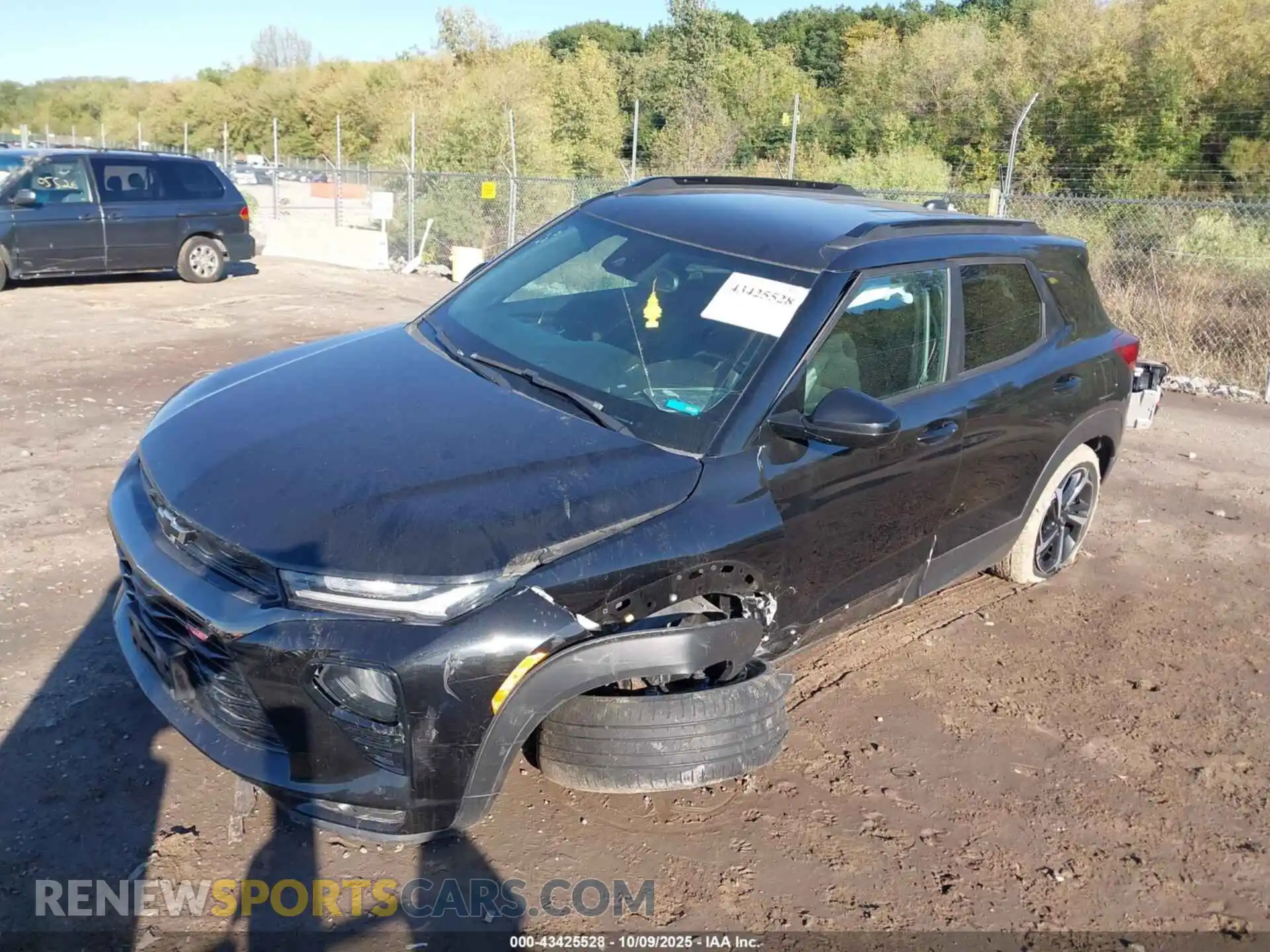 2 Photograph of a damaged car KL79MTSL6MB146852 CHEVROLET TRAILBLAZER 2021