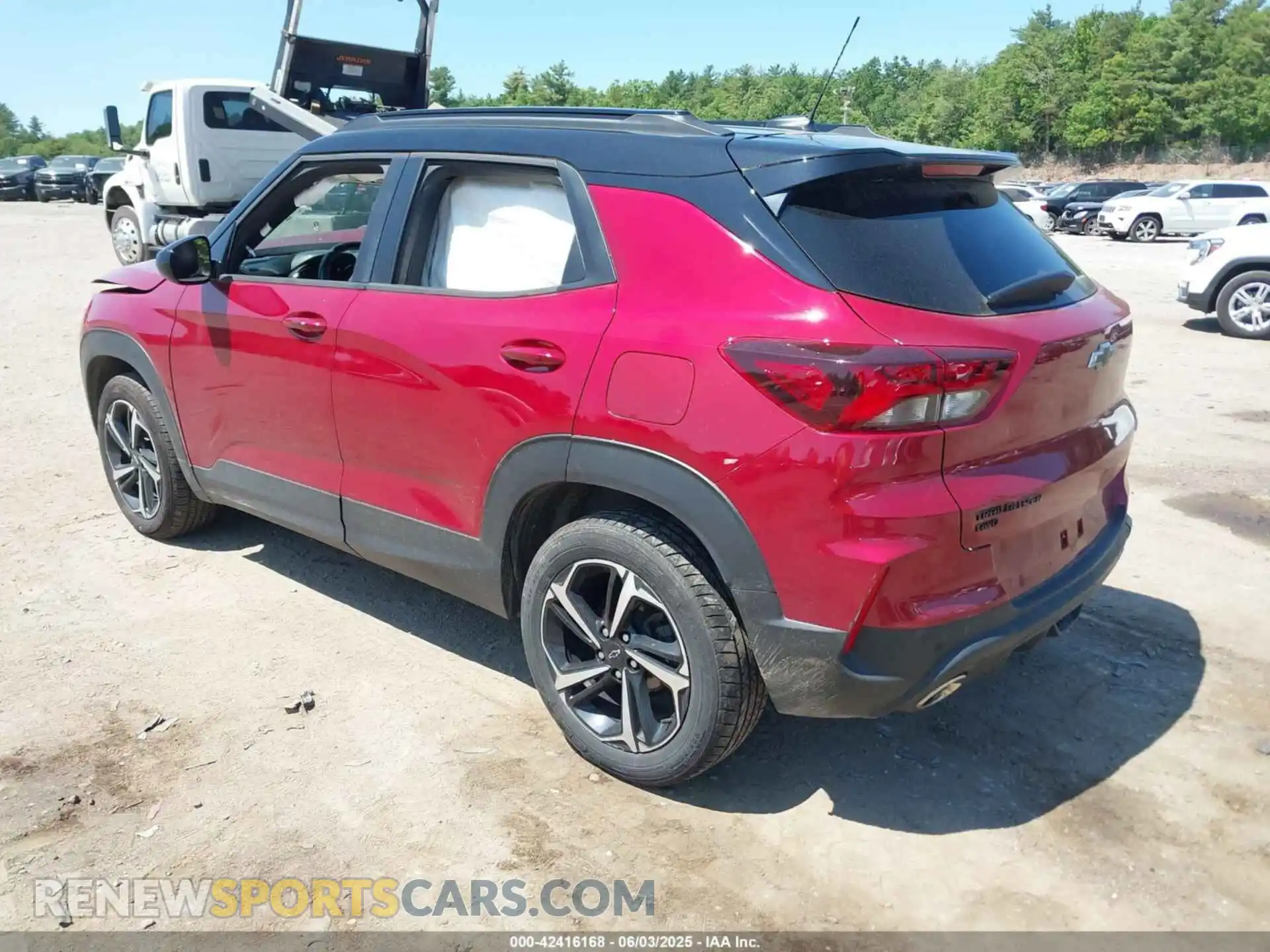 3 Фотография поврежденного автомобиля KL79MUSL2MB004021 CHEVROLET TRAILBLAZER 2021