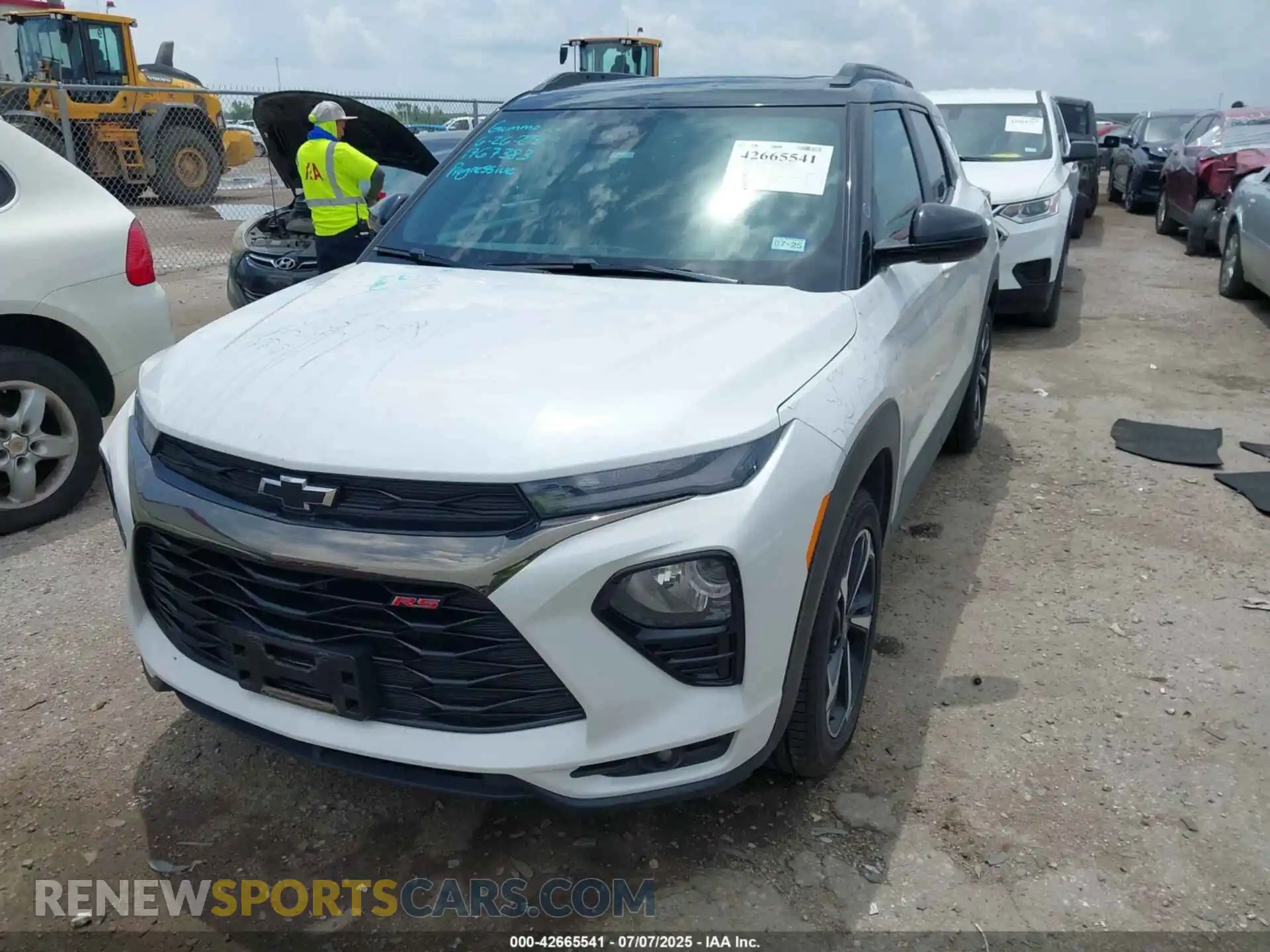 2 Photograph of a damaged car KL79MUSL4MB147603 CHEVROLET TRAILBLAZER 2021