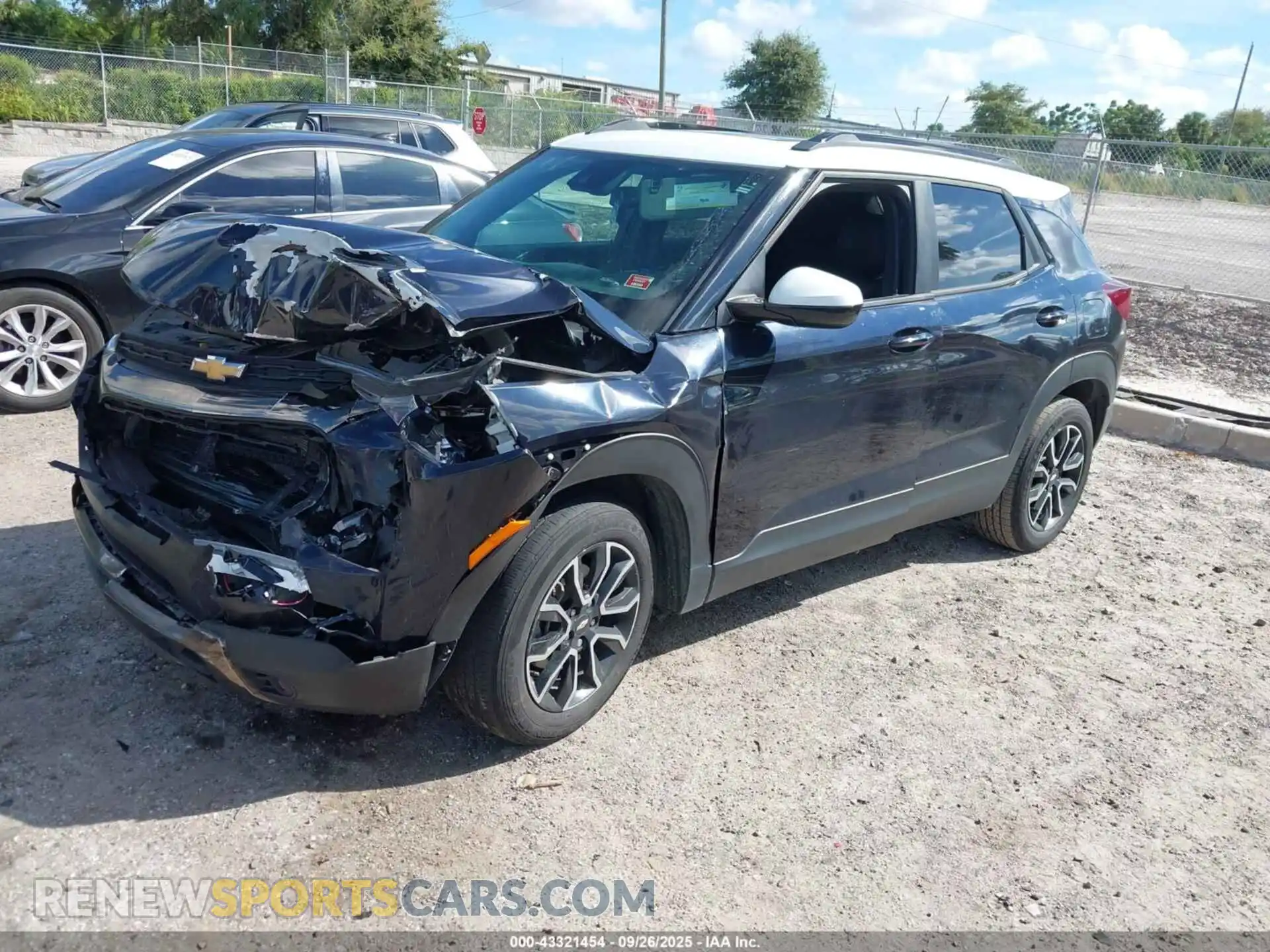 2 fotografías del automóvil dañado KL79MVSL3MB117238 CHEVROLET TRAILBLAZER 2021