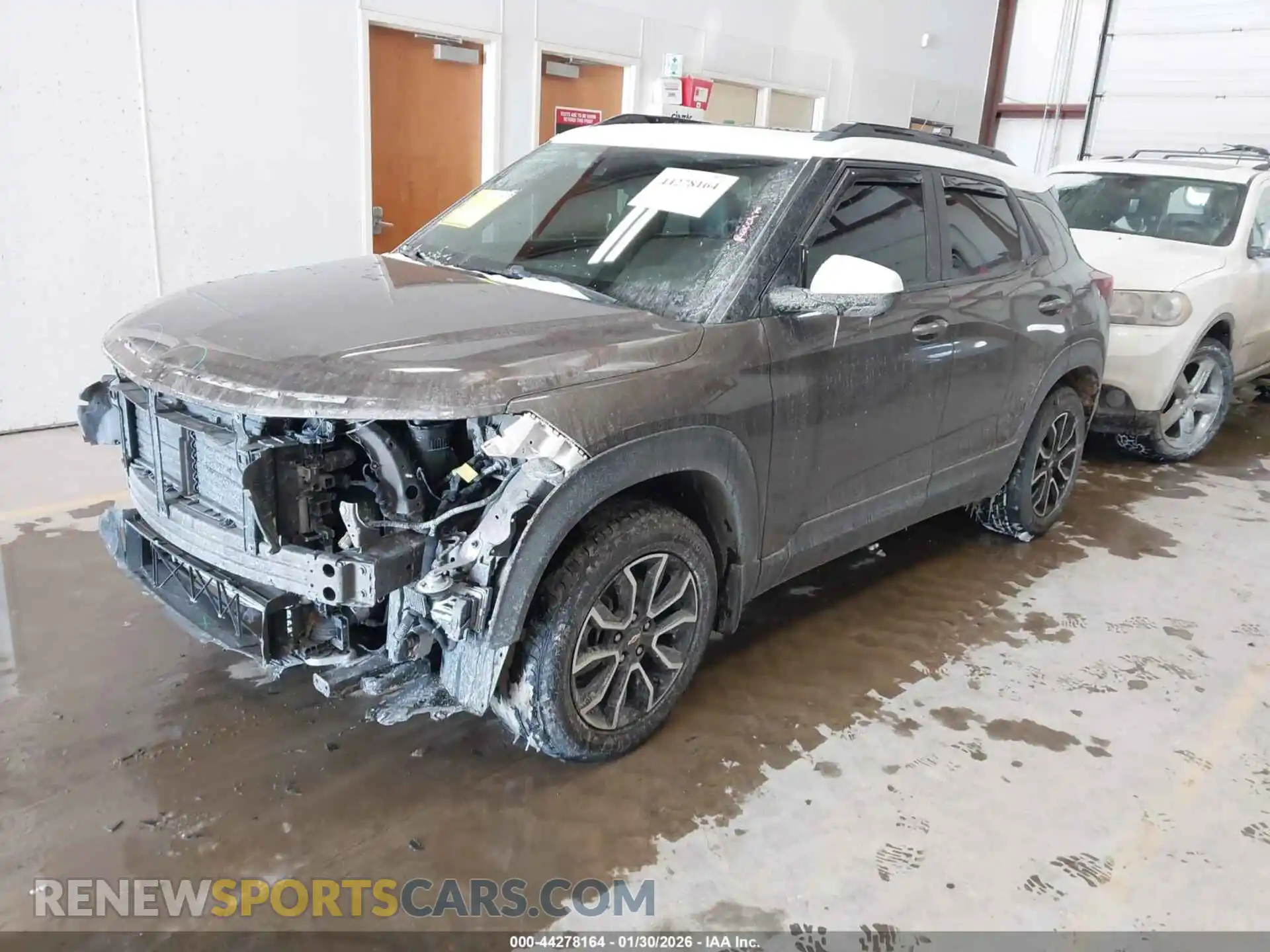 2 Photograph of a damaged car KL79MSSL6NB026576 CHEVROLET TRAILBLAZER 2022