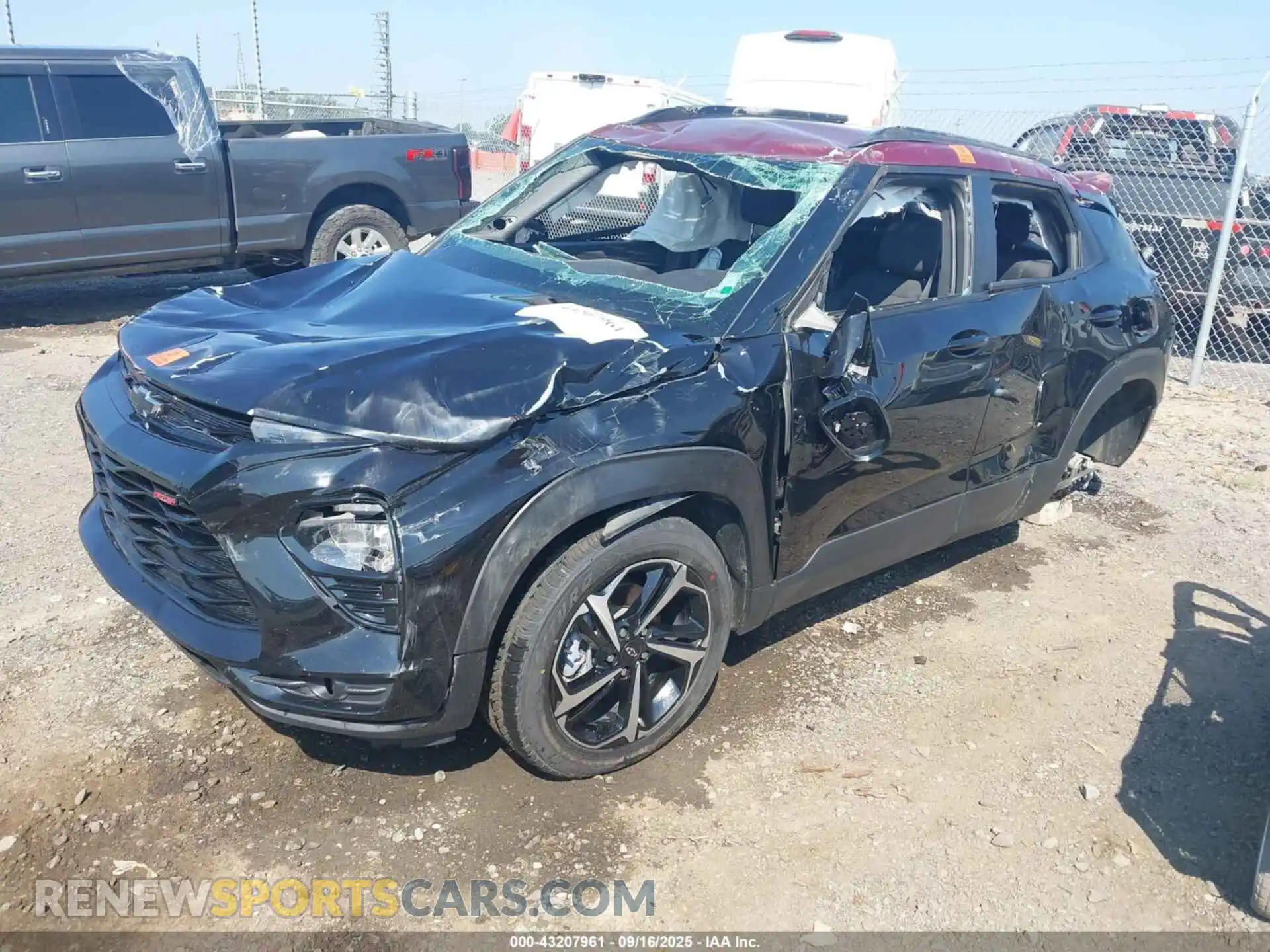 2 Photograph of a damaged car KL79MTSL0NB024277 CHEVROLET TRAILBLAZER 2022