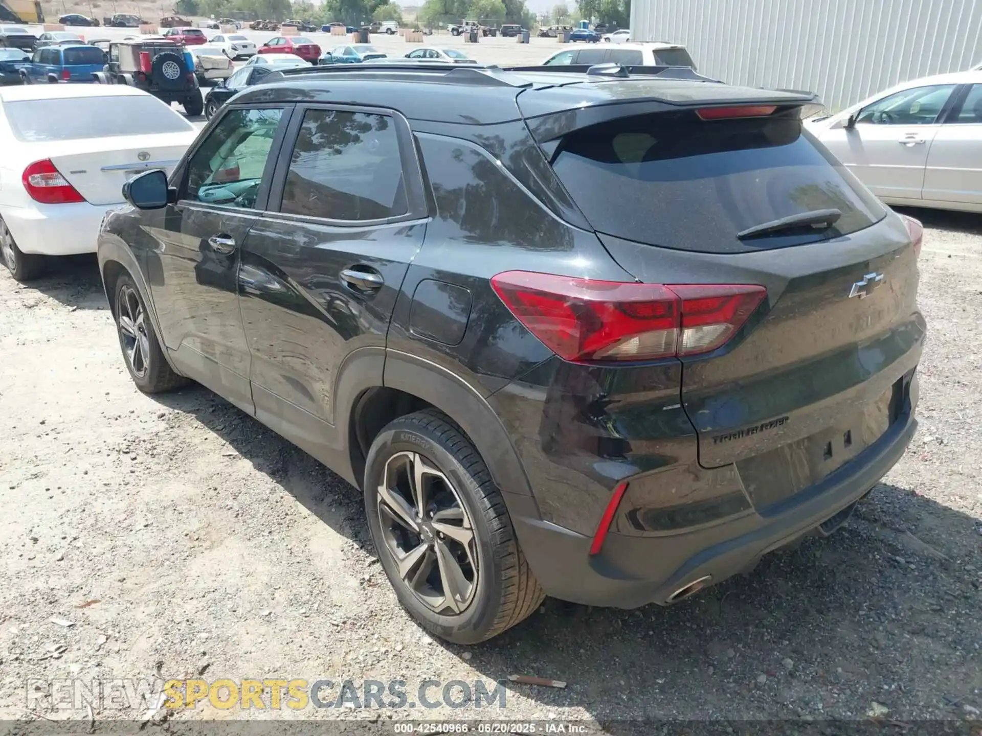 3 Photograph of a damaged car KL79MTSL3NB045706 CHEVROLET TRAILBLAZER 2022