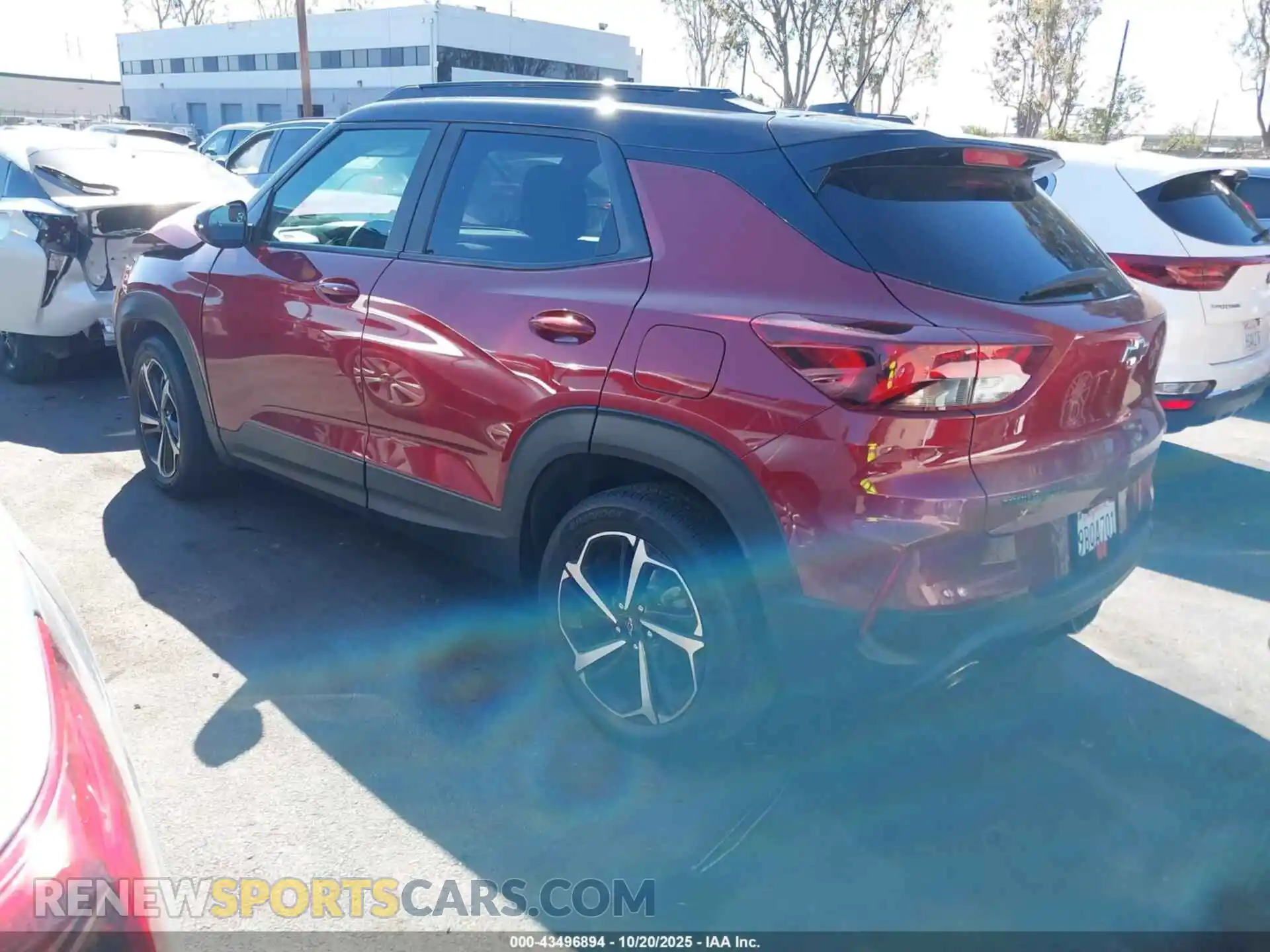 3 fotografías del automóvil dañado KL79MTSL8NB098997 CHEVROLET TRAILBLAZER 2022