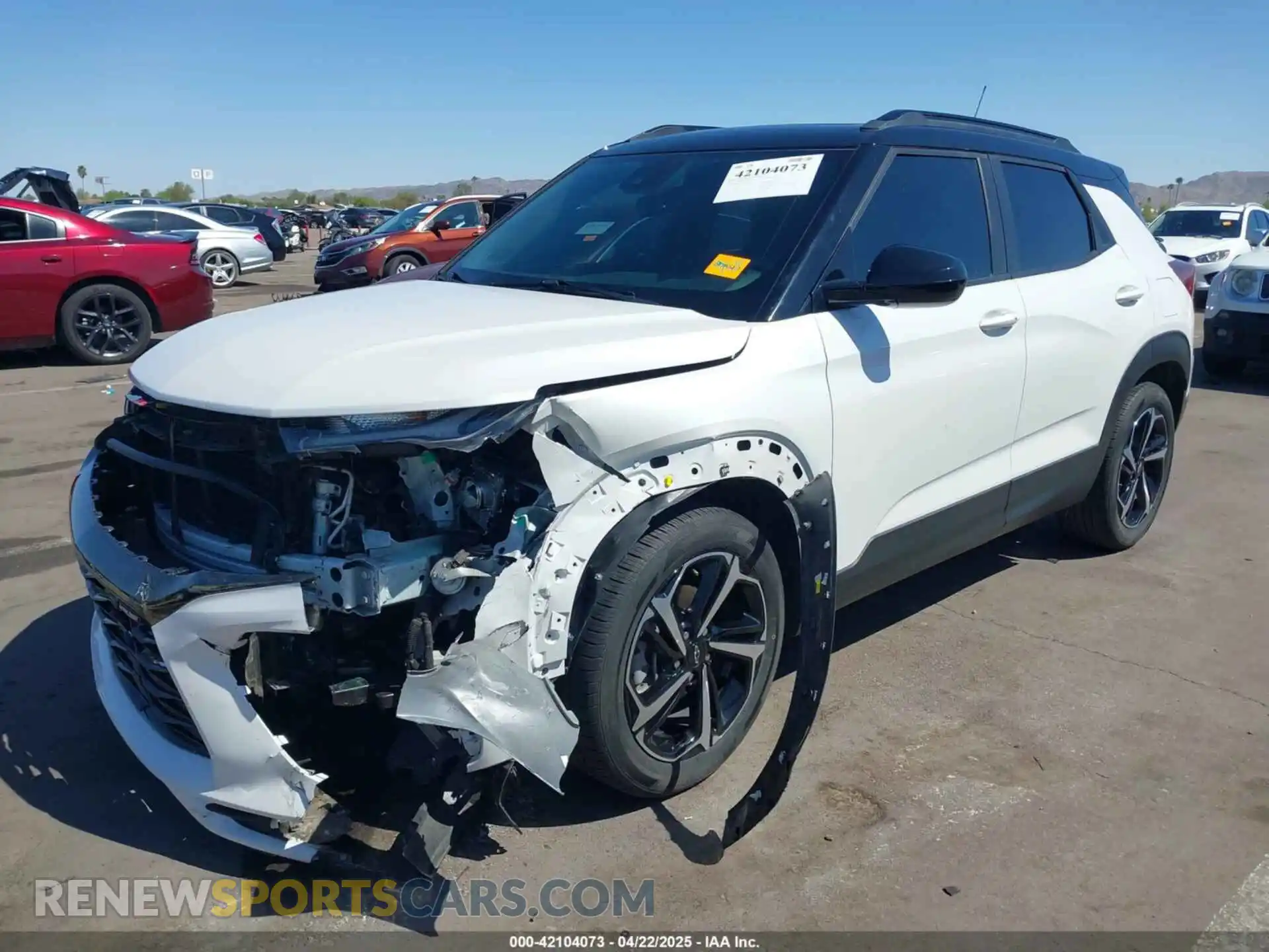 2 Photograph of a damaged car KL79MTSL8NB120156 CHEVROLET TRAILBLAZER 2022