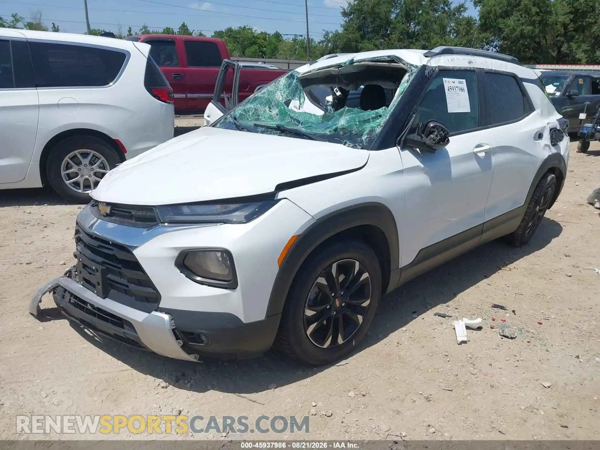 2 Photograph of a damaged car KL79MPS20PB068913 CHEVROLET TRAILBLAZER 2023