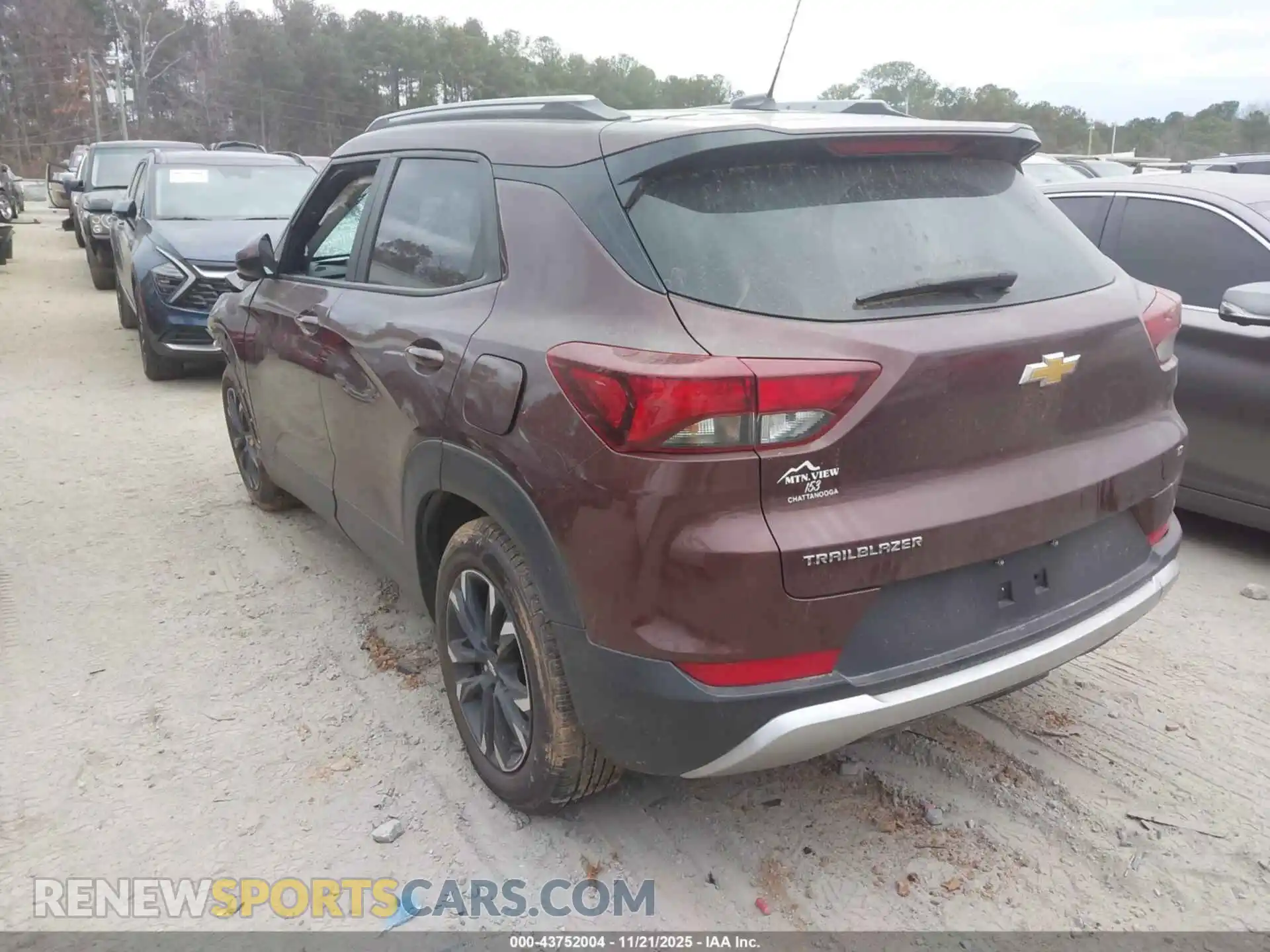 3 Photograph of a damaged car KL79MPS2XPB033957 CHEVROLET TRAILBLAZER 2023