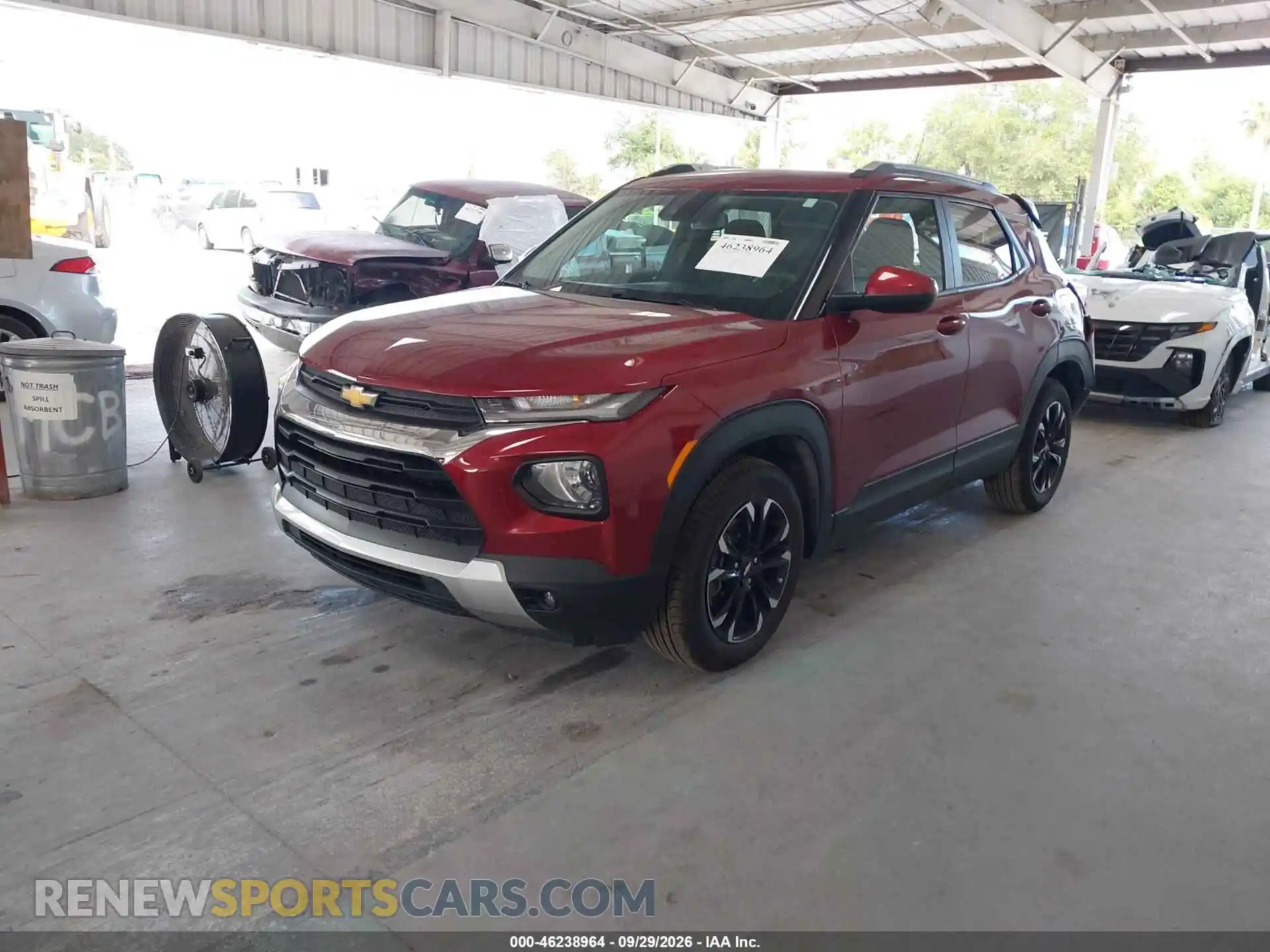 2 Фотография поврежденного автомобиля KL79MPSL1PB170486 CHEVROLET TRAILBLAZER 2023