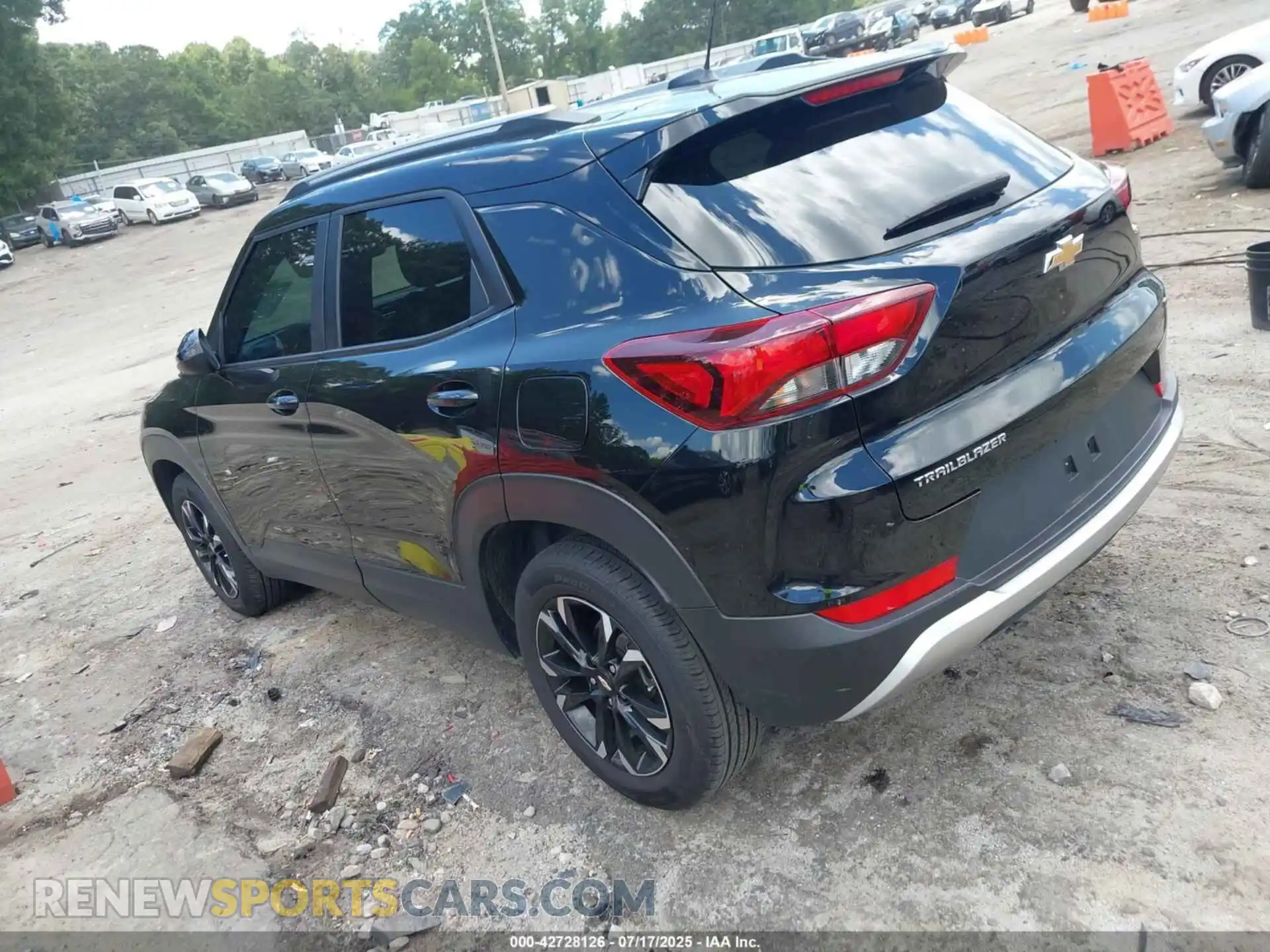 3 Photograph of a damaged car KL79MPSL1PB214969 CHEVROLET TRAILBLAZER 2023
