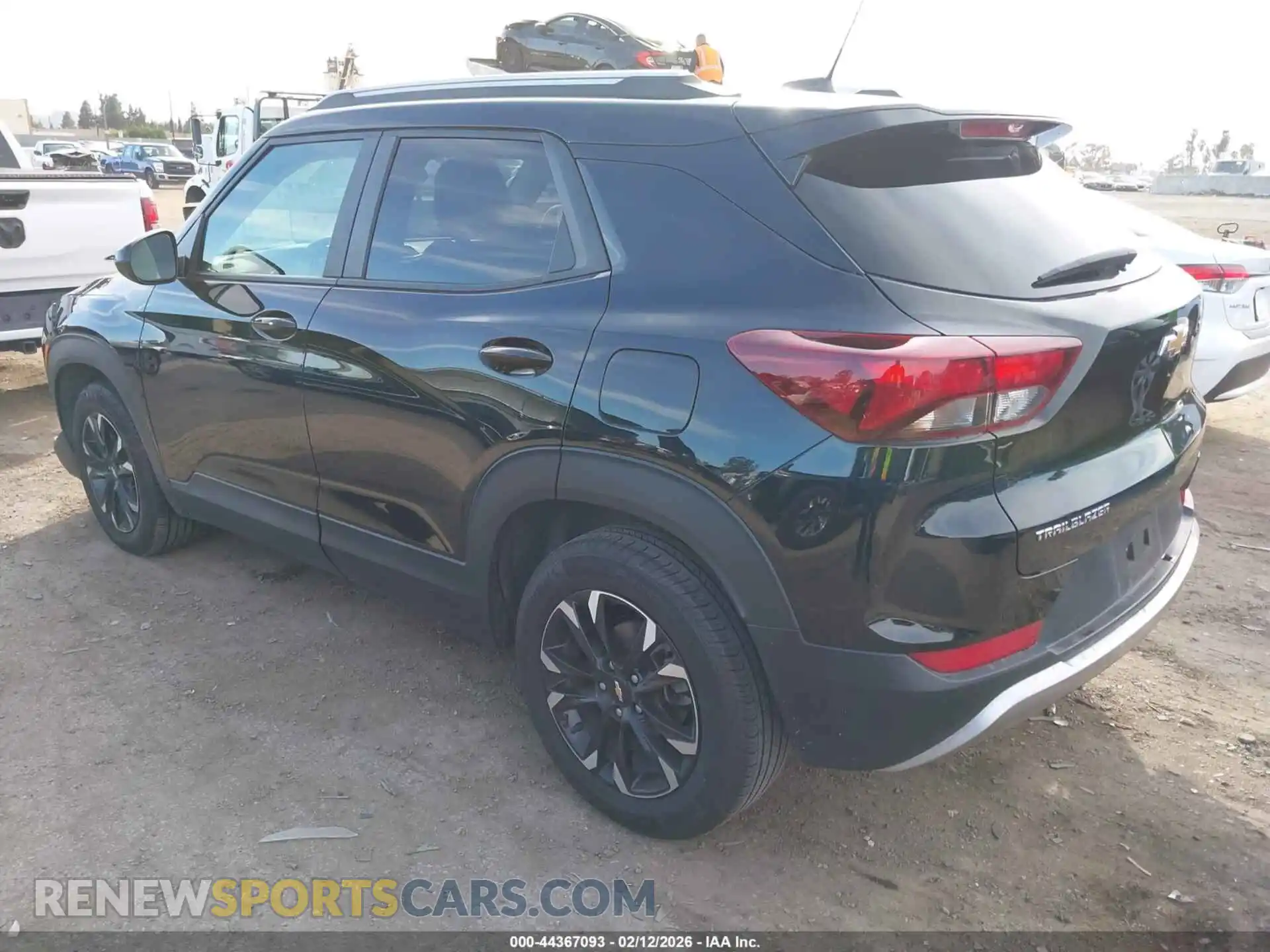 3 Фотография поврежденного автомобиля KL79MPSL4PB143282 CHEVROLET TRAILBLAZER 2023