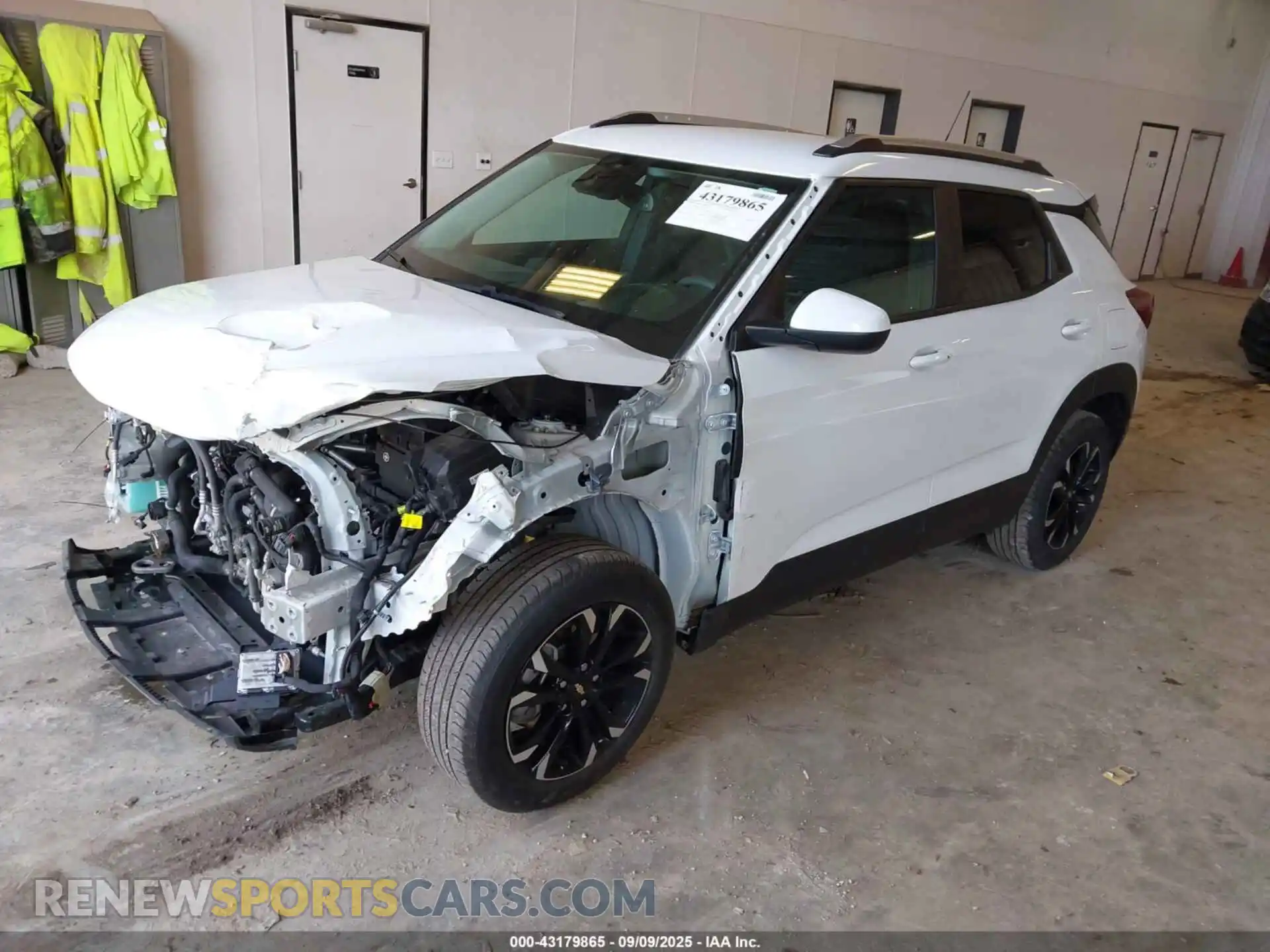 2 fotografías del automóvil dañado KL79MRSL8PB172473 CHEVROLET TRAILBLAZER 2023