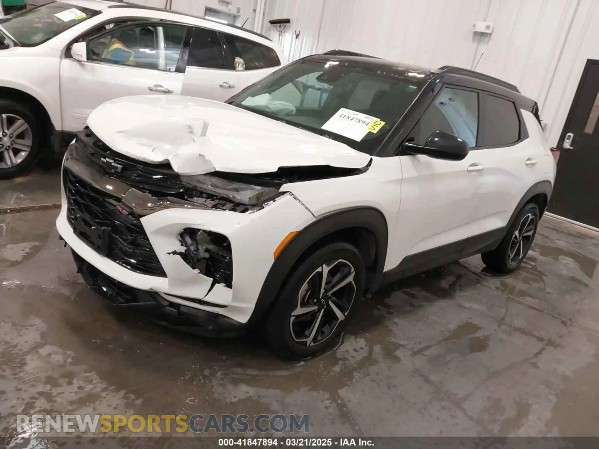 2 Photograph of a damaged car KL79MTSL1PB114699 CHEVROLET TRAILBLAZER 2023
