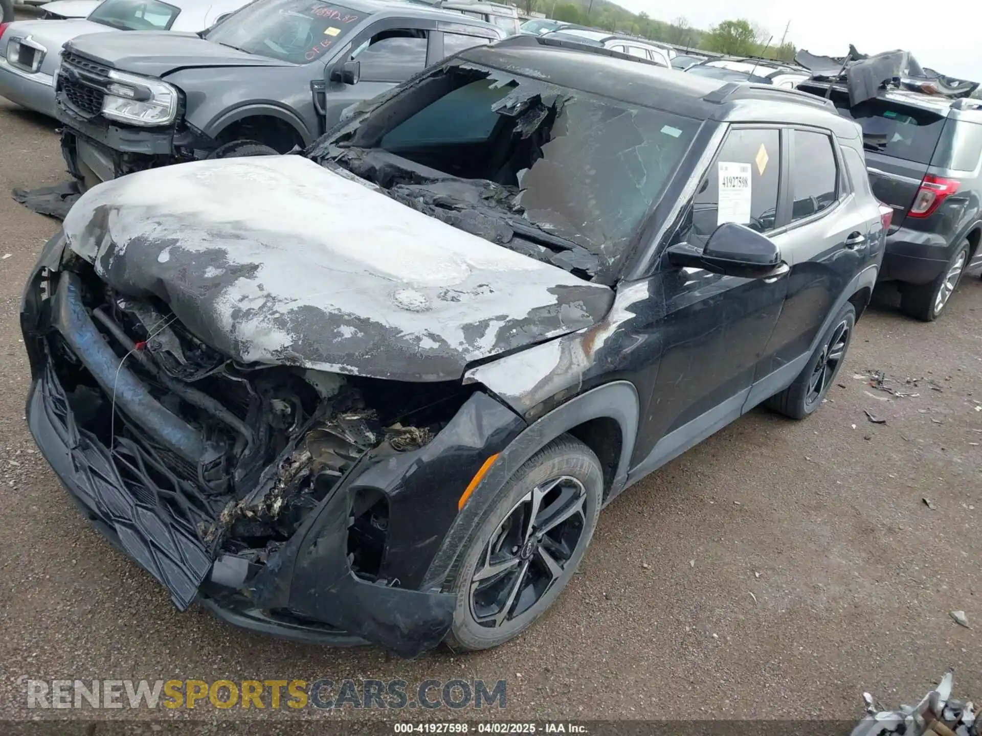 2 Photograph of a damaged car KL79MTSL5PB087457 CHEVROLET TRAILBLAZER 2023