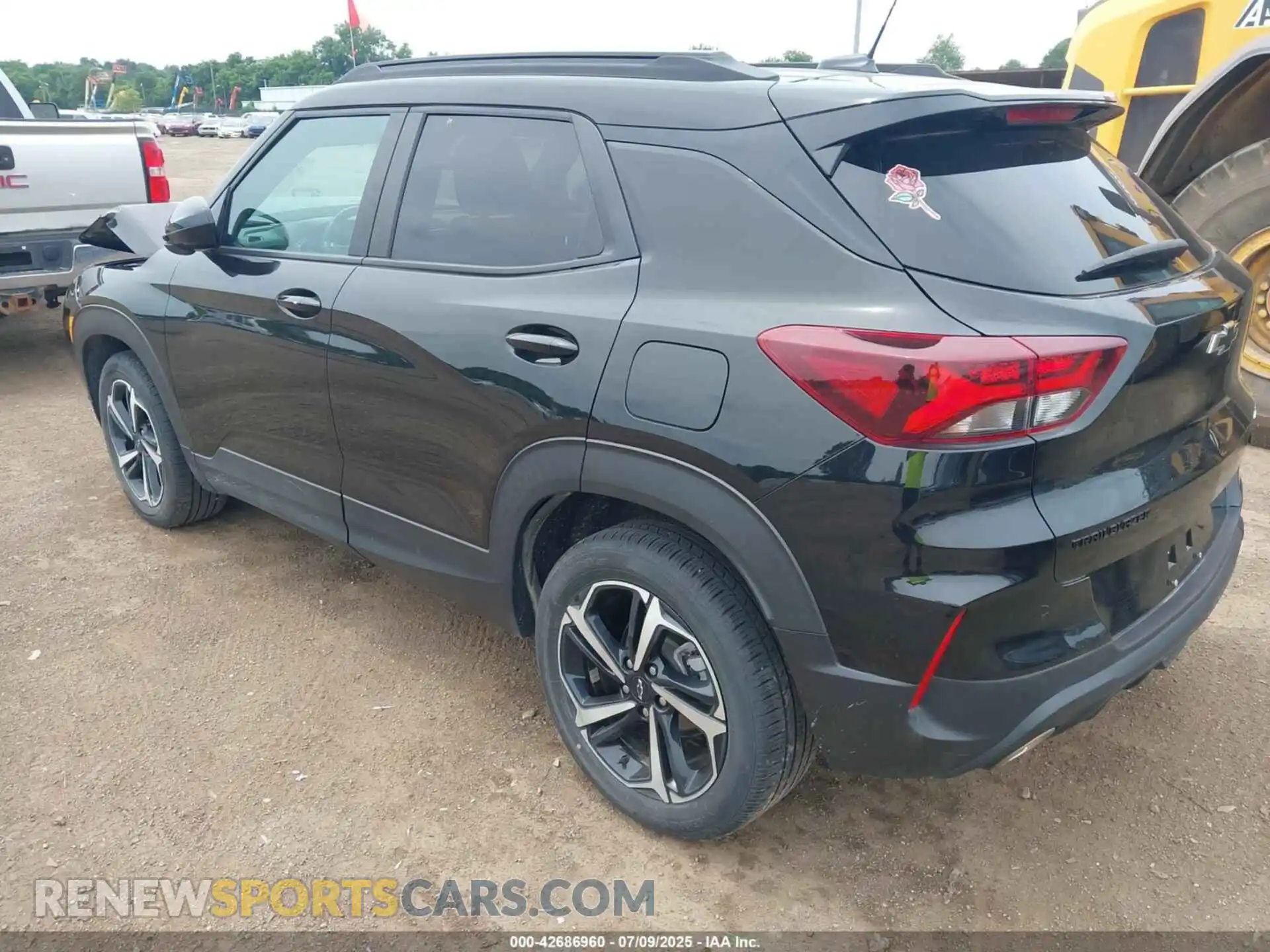 3 Фотография поврежденного автомобиля KL79MTSL9PB087607 CHEVROLET TRAILBLAZER 2023