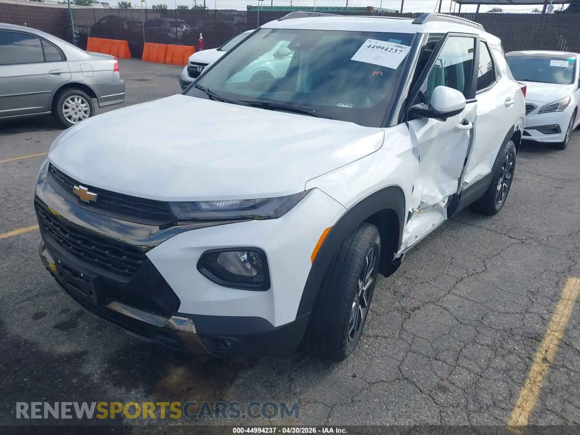 2 Photograph of a damaged car KL79MVSL4PB133131 CHEVROLET TRAILBLAZER 2023