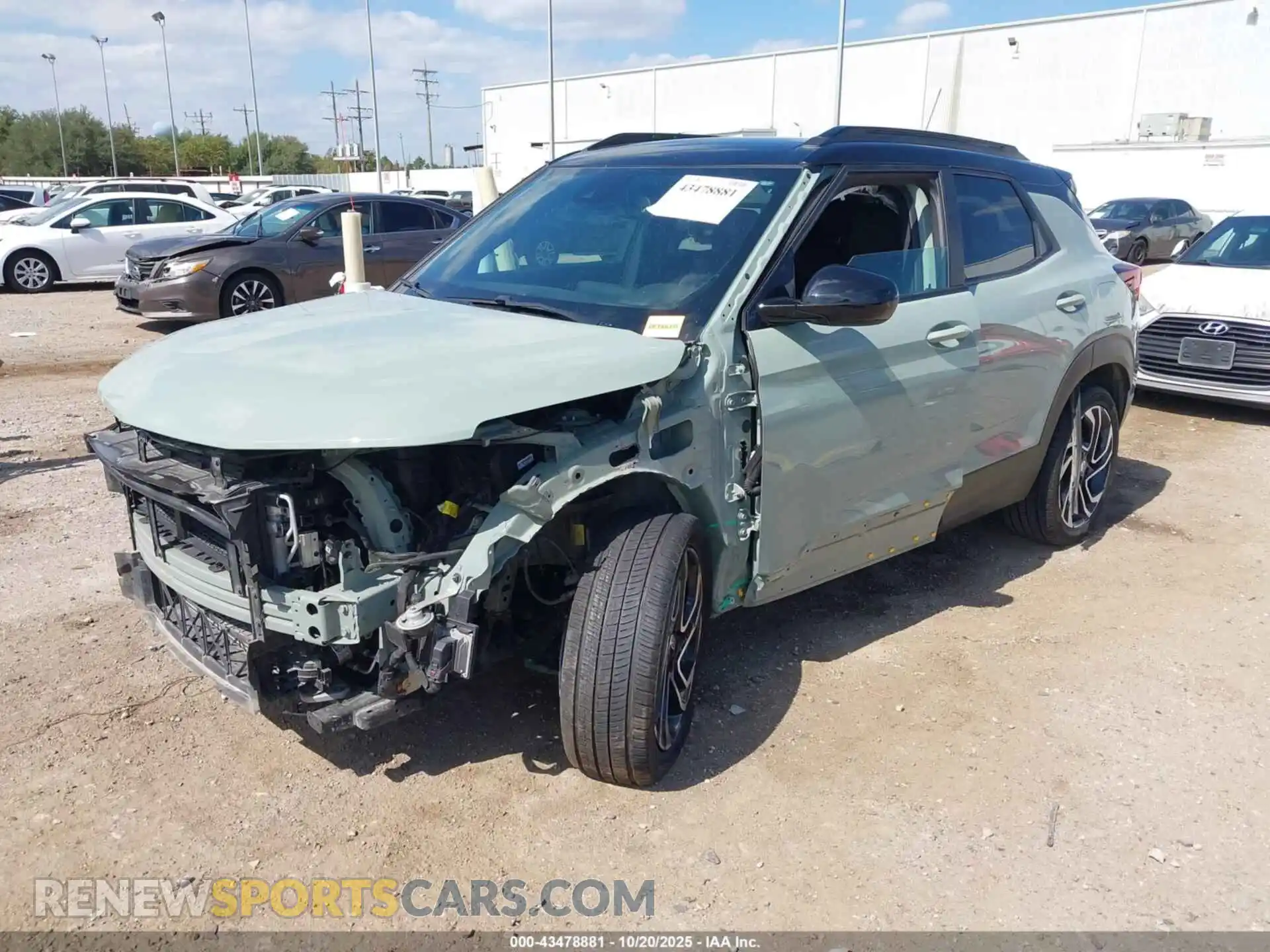 2 Photograph of a damaged car KL79MTSL2RB136214 CHEVROLET TRAILBLAZER 2024