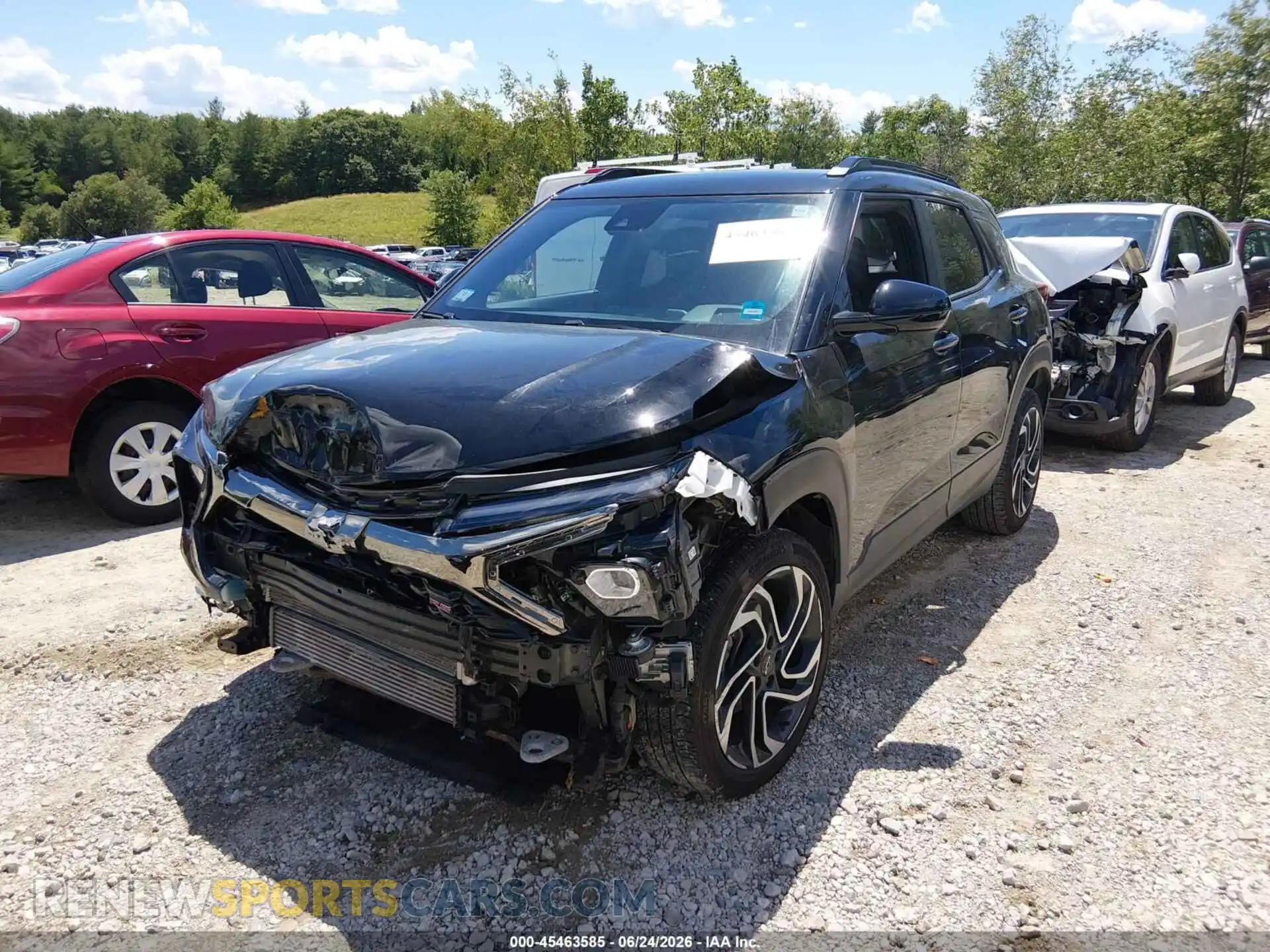 2 fotografías del automóvil dañado KL79MUSLXRB039414 CHEVROLET TRAILBLAZER 2024