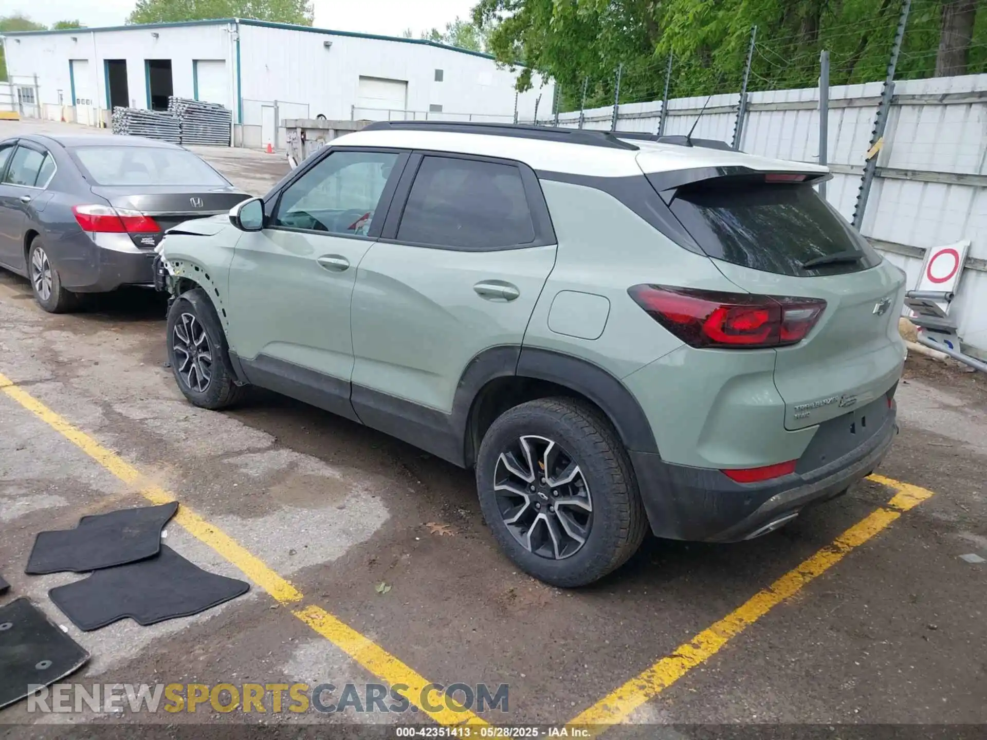 3 Фотография поврежденного автомобиля KL79MSSL2SB009334 CHEVROLET TRAILBLAZER 2025