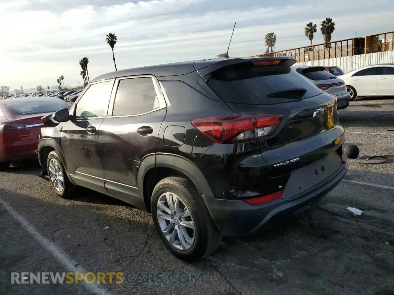 2 Photograph of a damaged car KL79MMS22MB093368 CHEVROLET TRAILBLZR 2021