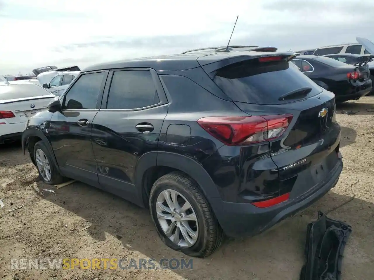 2 Photograph of a damaged car KL79MMS26MB082616 CHEVROLET TRAILBLZR 2021