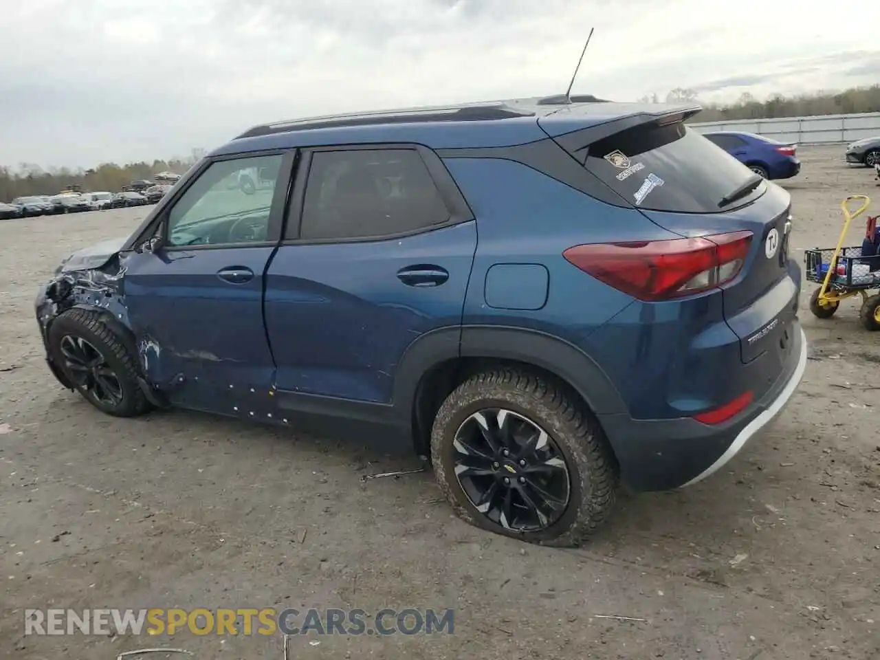 2 Photograph of a damaged car KL79MPS21MB064946 CHEVROLET TRAILBLZR 2021