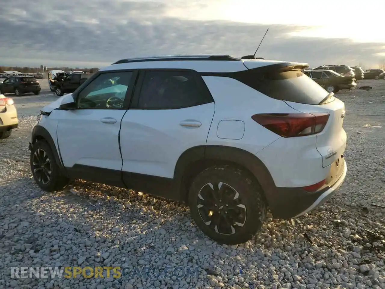 2 Photograph of a damaged car KL79MPSLXMB078367 CHEVROLET TRAILBLZR 2021