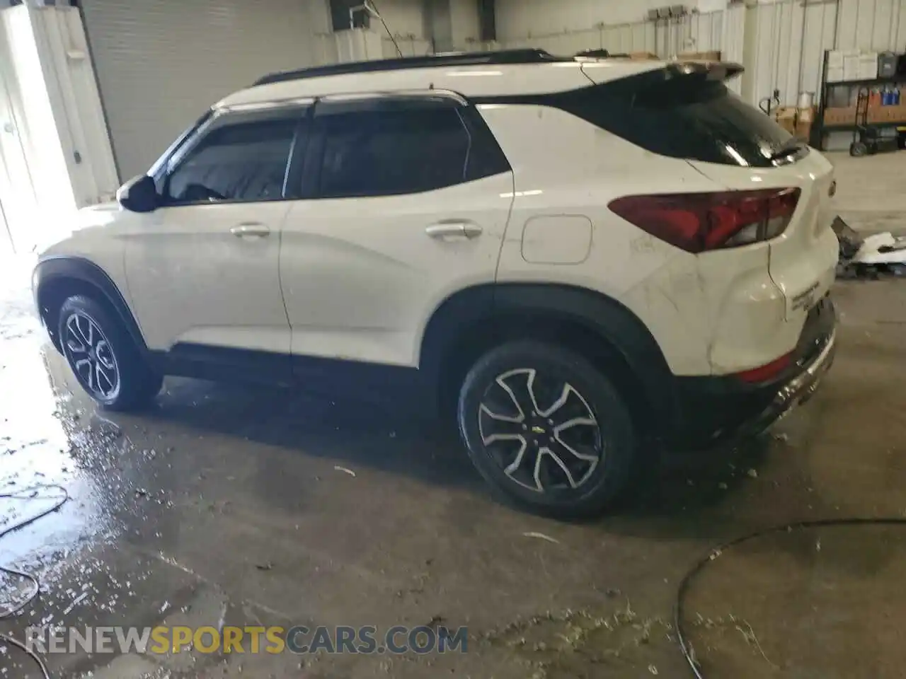 2 Photograph of a damaged car KL79MSSL6MB057972 CHEVROLET TRAILBLZR 2021
