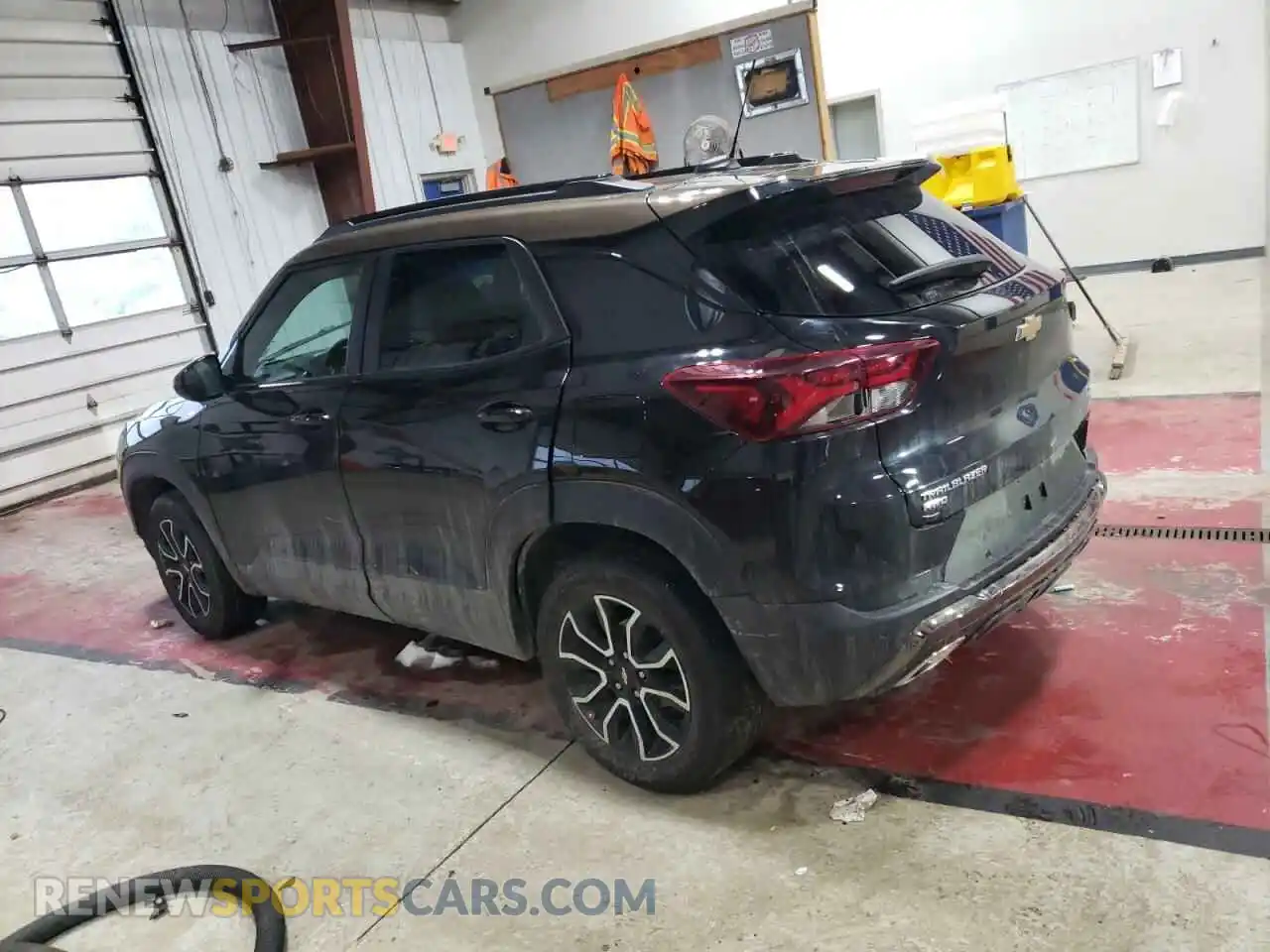 2 Photograph of a damaged car KL79MSSL8MB131702 CHEVROLET TRAILBLZR 2021