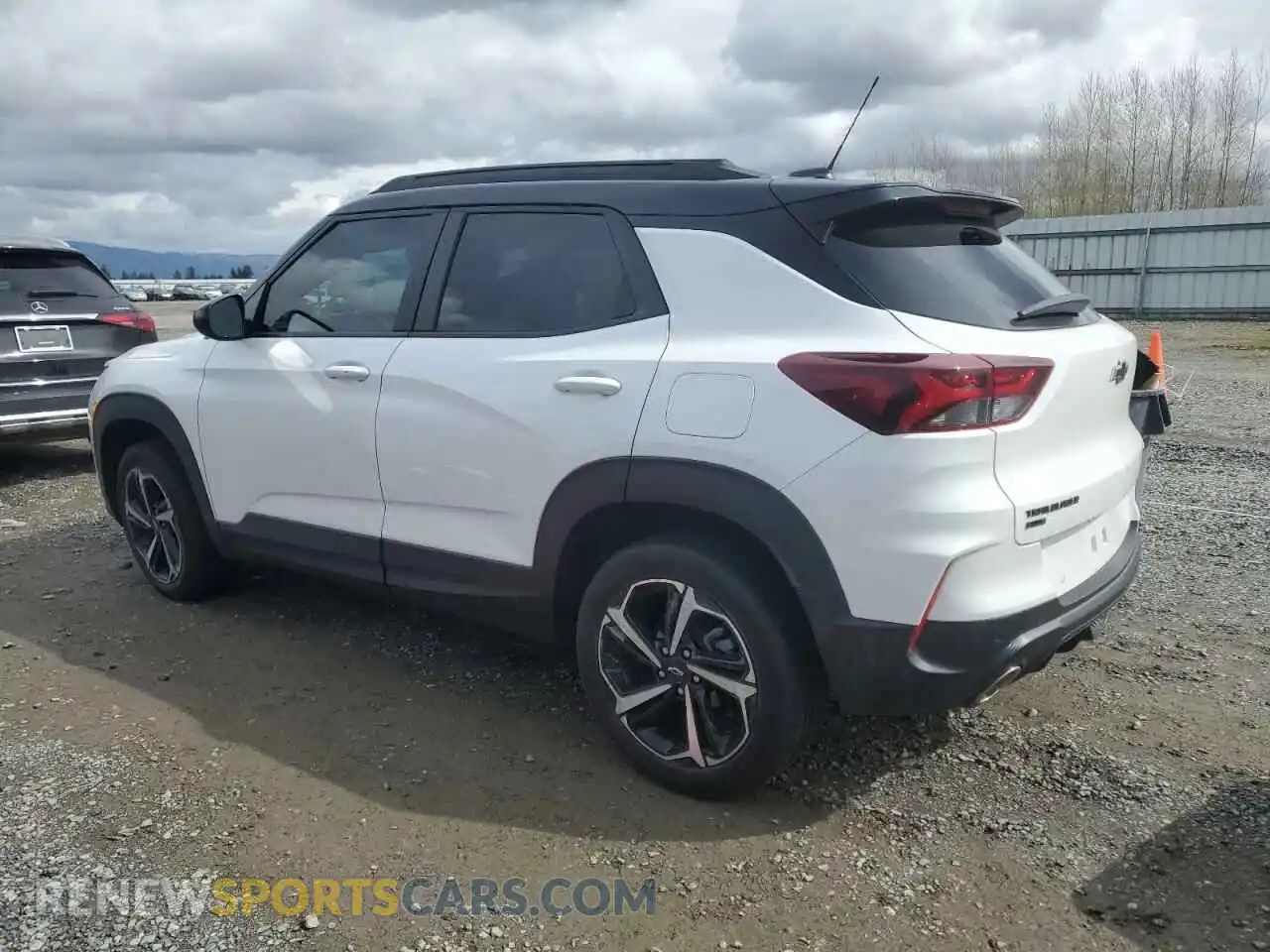 2 Photograph of a damaged car KL79MUSLXMB162882 CHEVROLET TRAILBLZR 2021