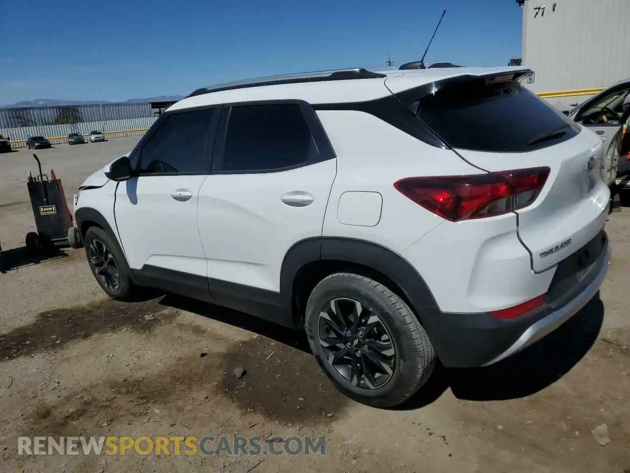 2 fotografías del automóvil dañado KL79MPSL8NB032120 CHEVROLET TRAILBLZR 2022