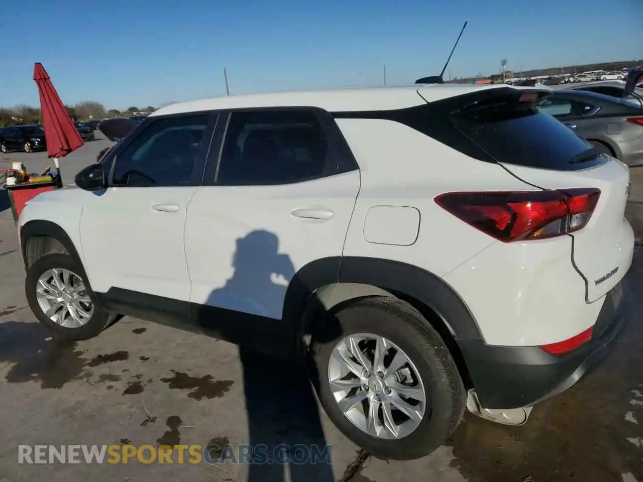 2 Photograph of a damaged car KL79MMS24PB205706 CHEVROLET TRAILBLZR 2023