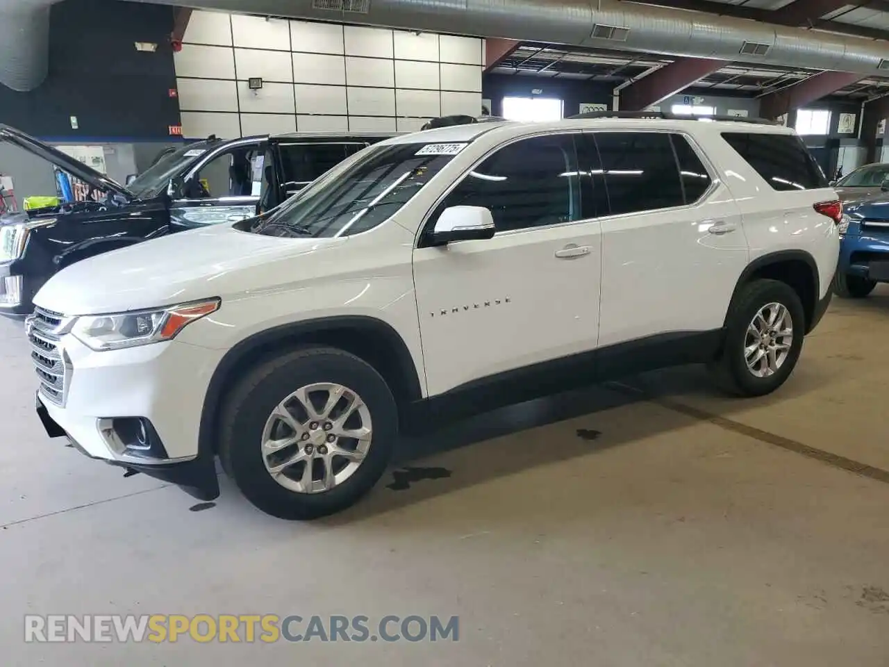 1 Photograph of a damaged car 1GNERGKW2KJ101101 CHEVROLET TRAVERSE 2019