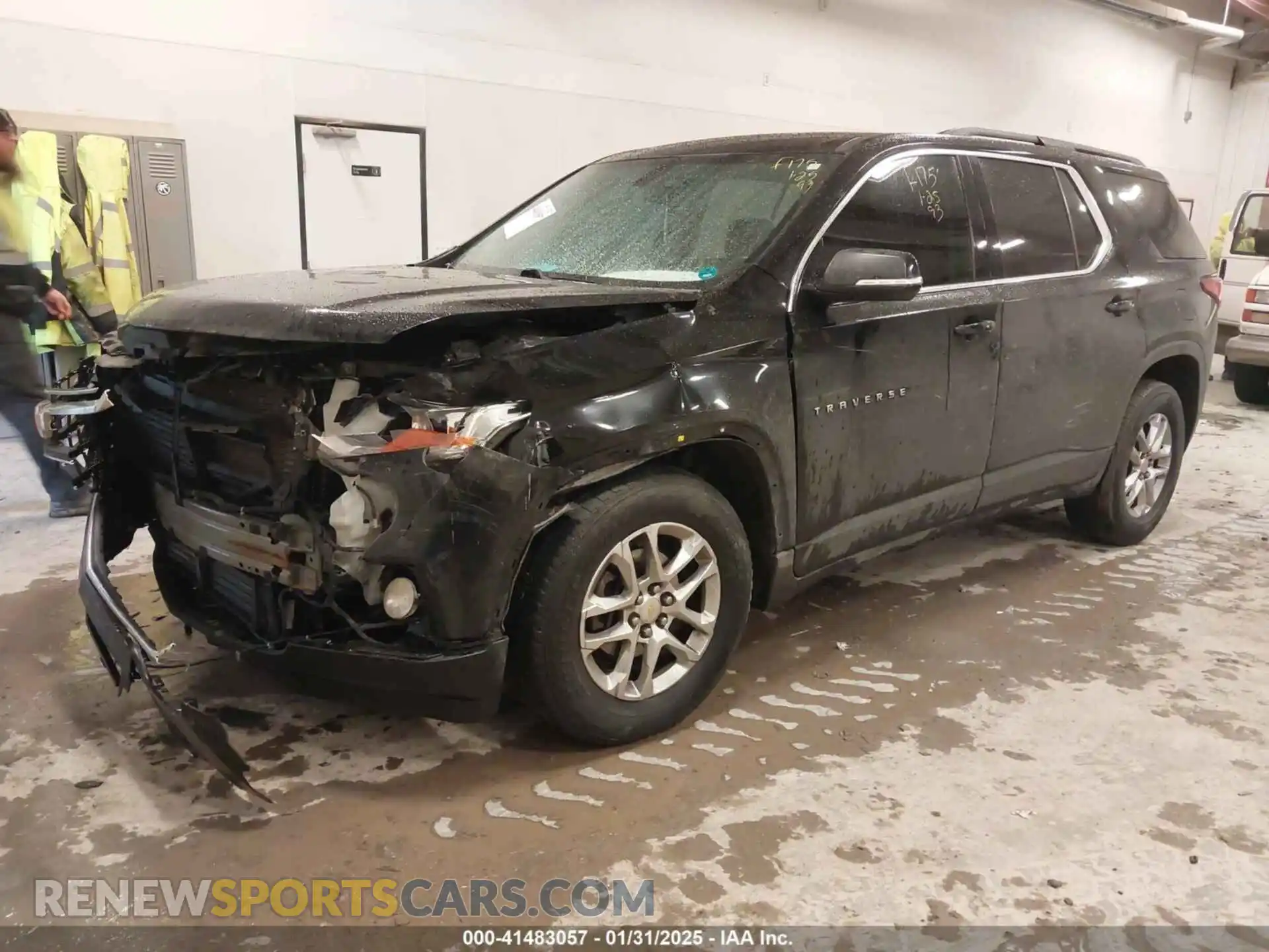 2 Photograph of a damaged car 1GNERGKW2KJ129139 CHEVROLET TRAVERSE 2019